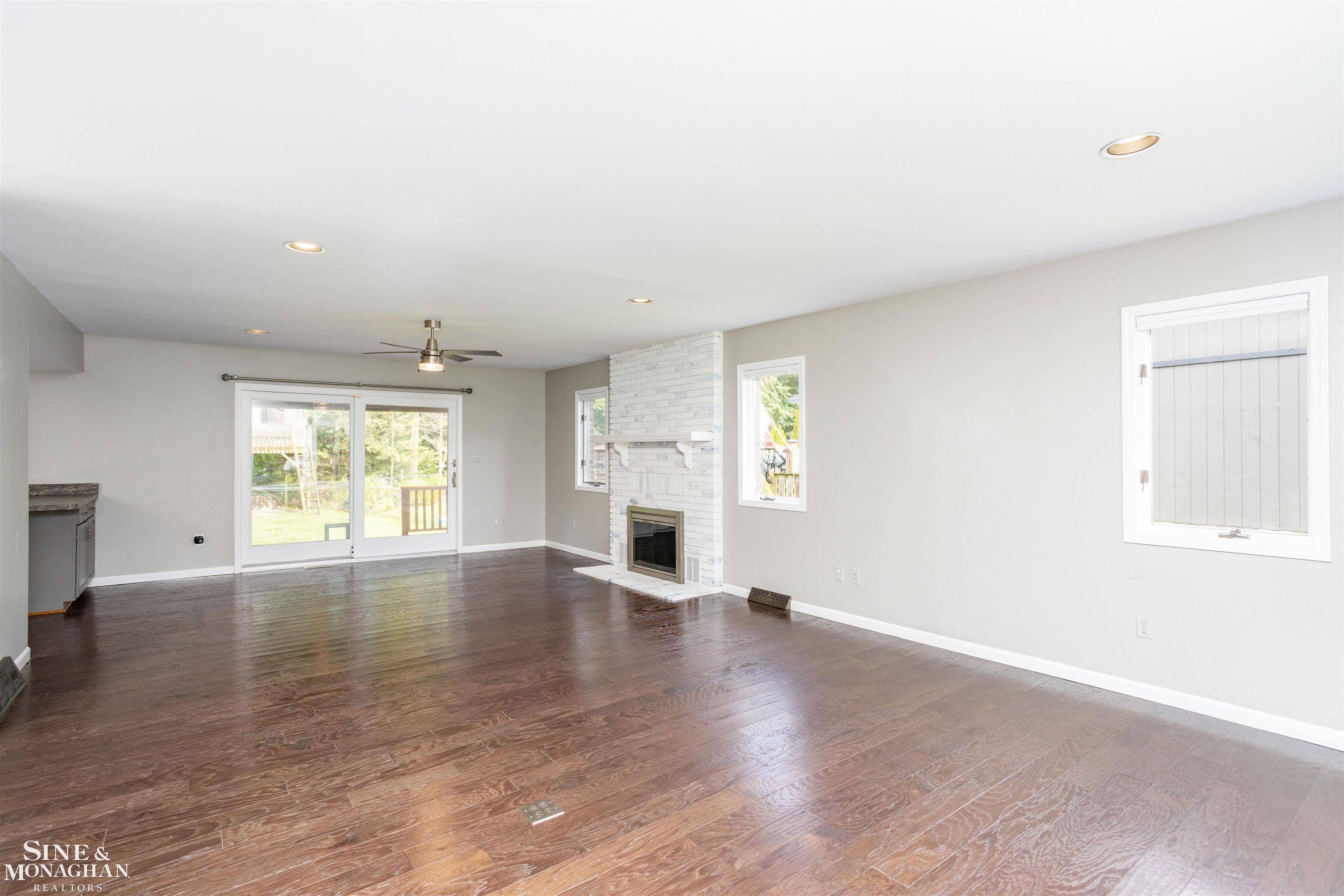 Harrison Twp, MI 48045,37899 Hazel ST