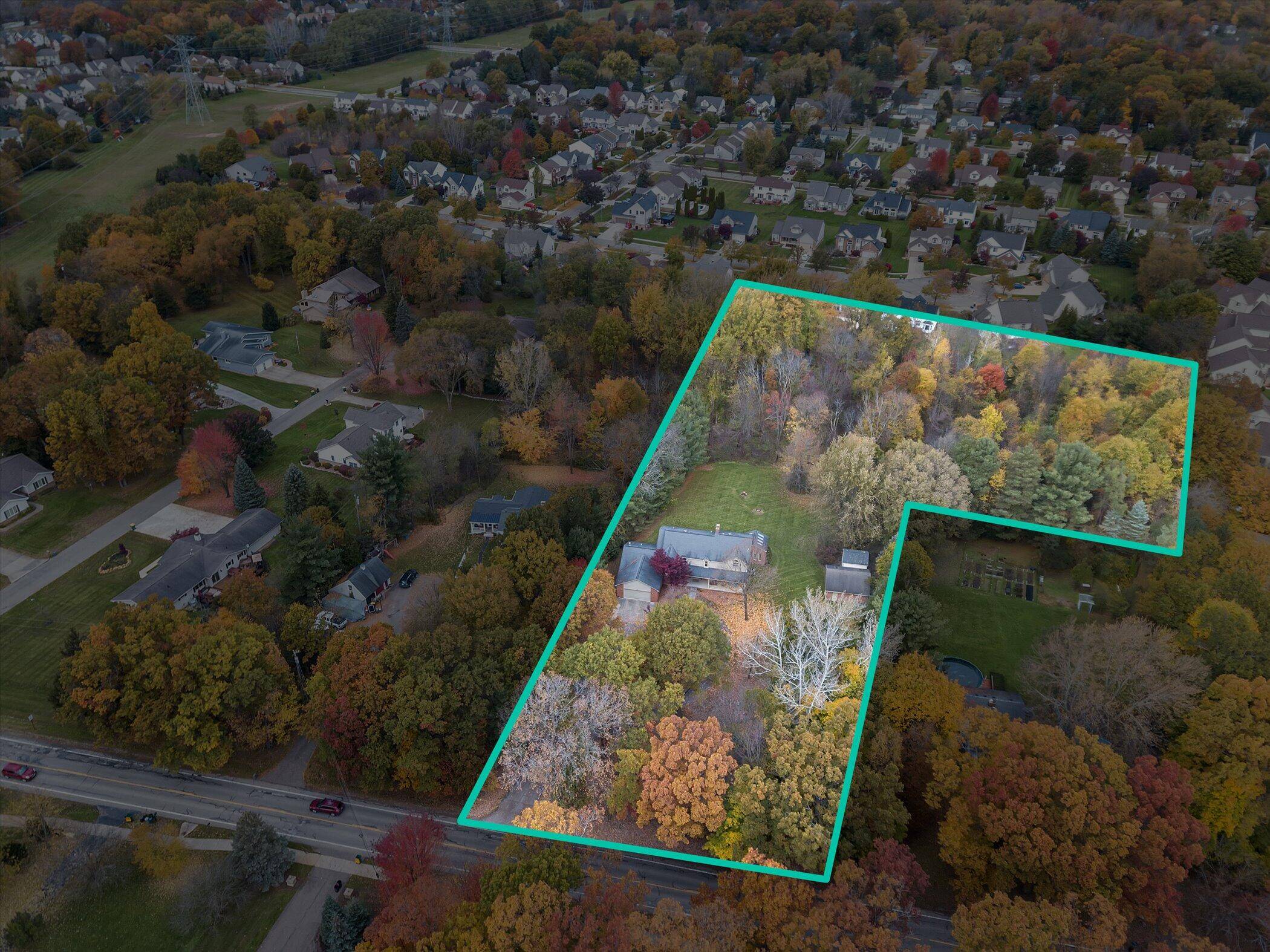 Wixom, MI 48393,2880 W Maple RD