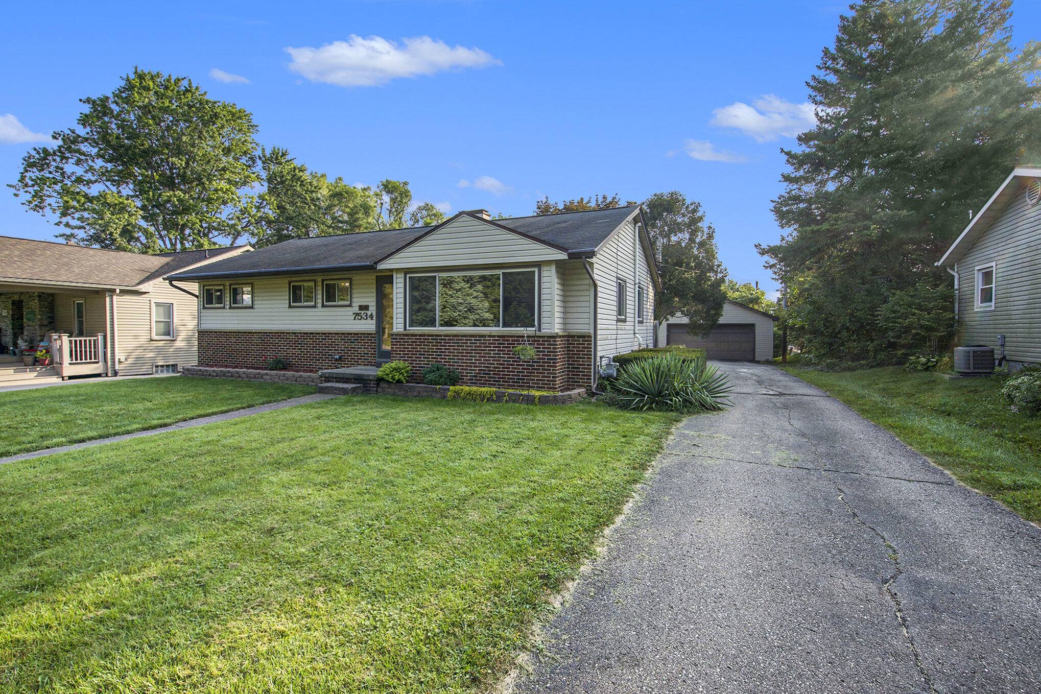 Dexter, MI 48130,7534 3rd ST