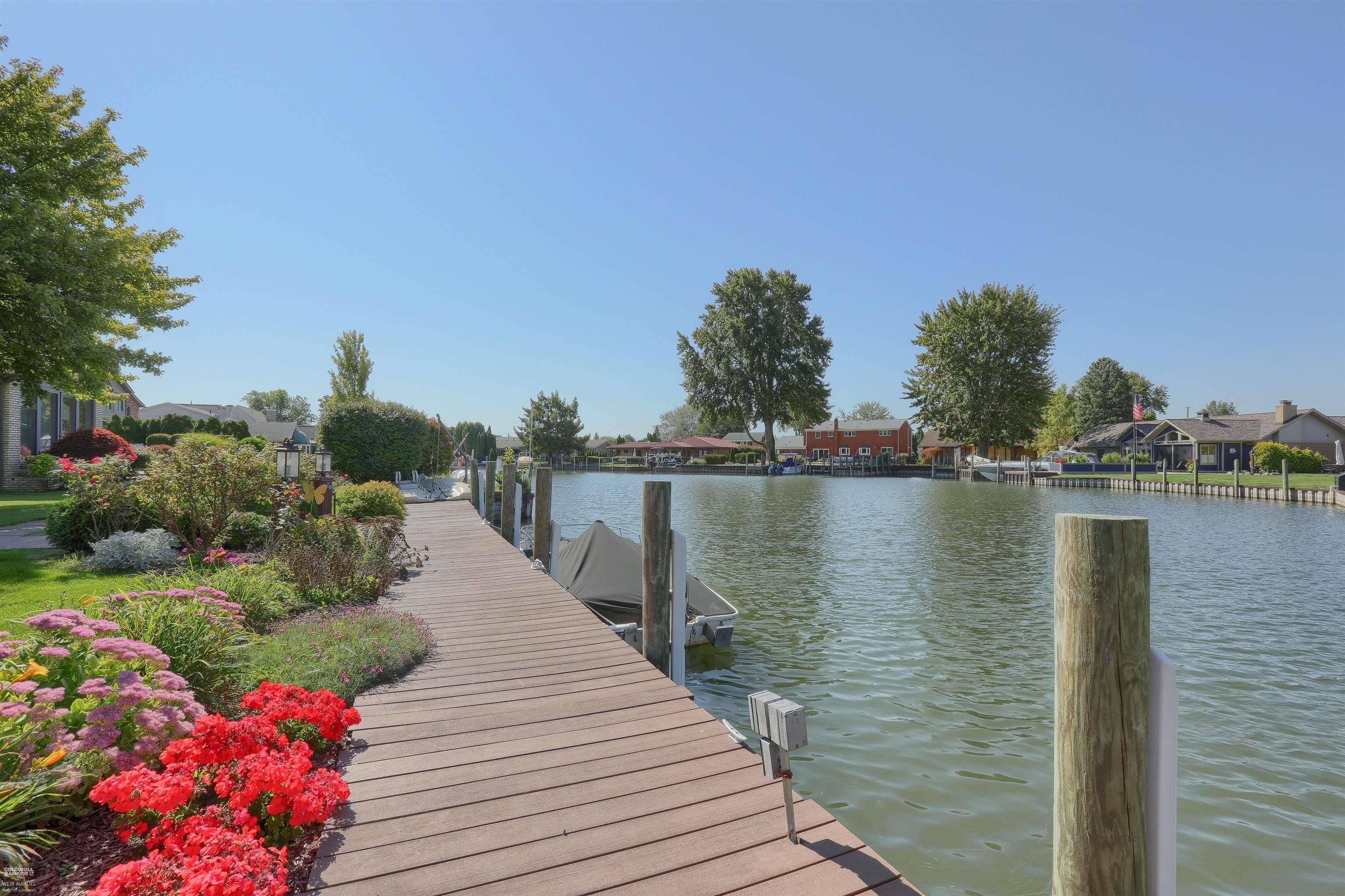 Harrison Twp, MI 48045,41343 Windmill ST