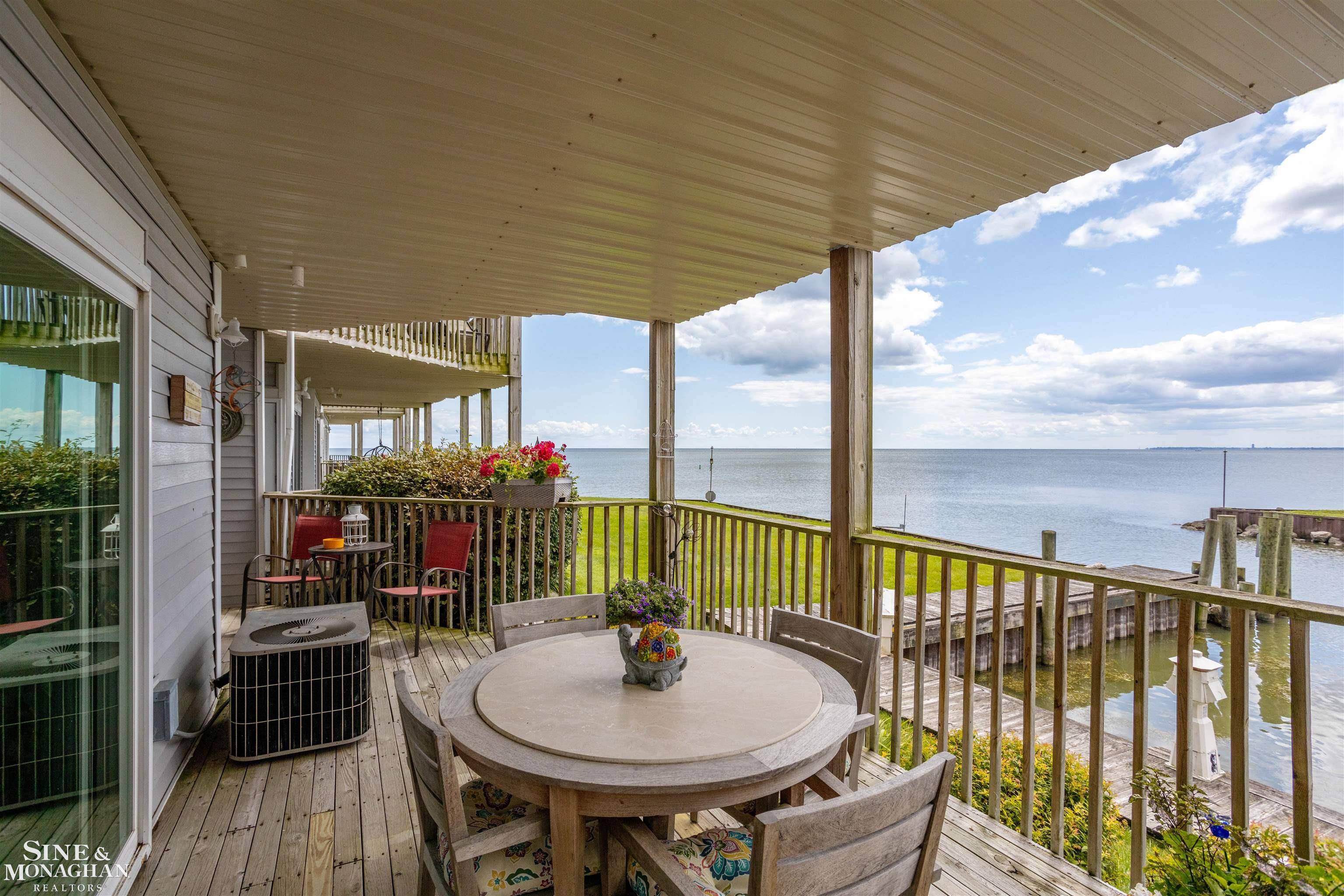 Harrison Twp, MI 48045,37530 Jefferson ST