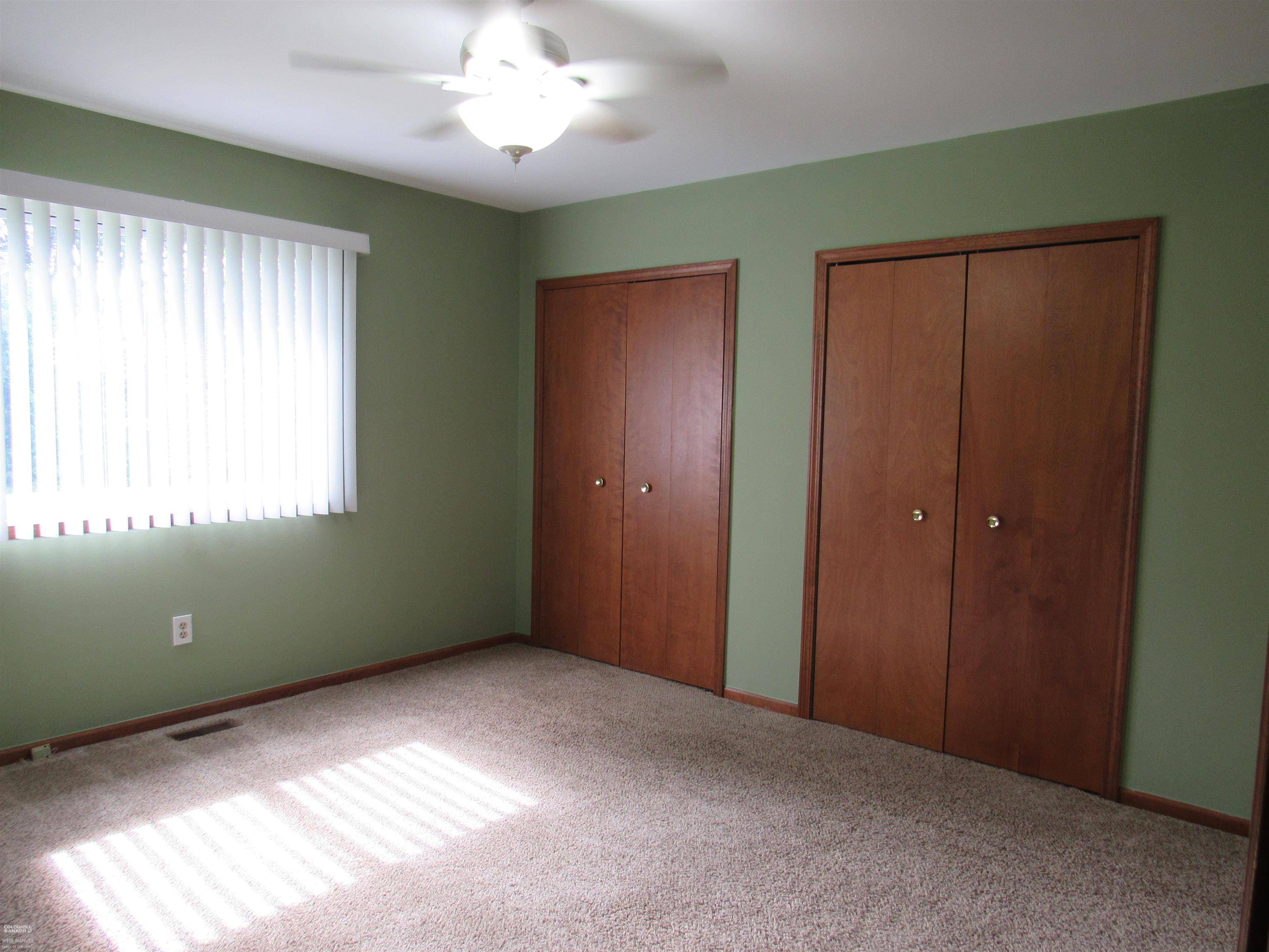 Harrison Twp, MI 48045,27070 Campau LN