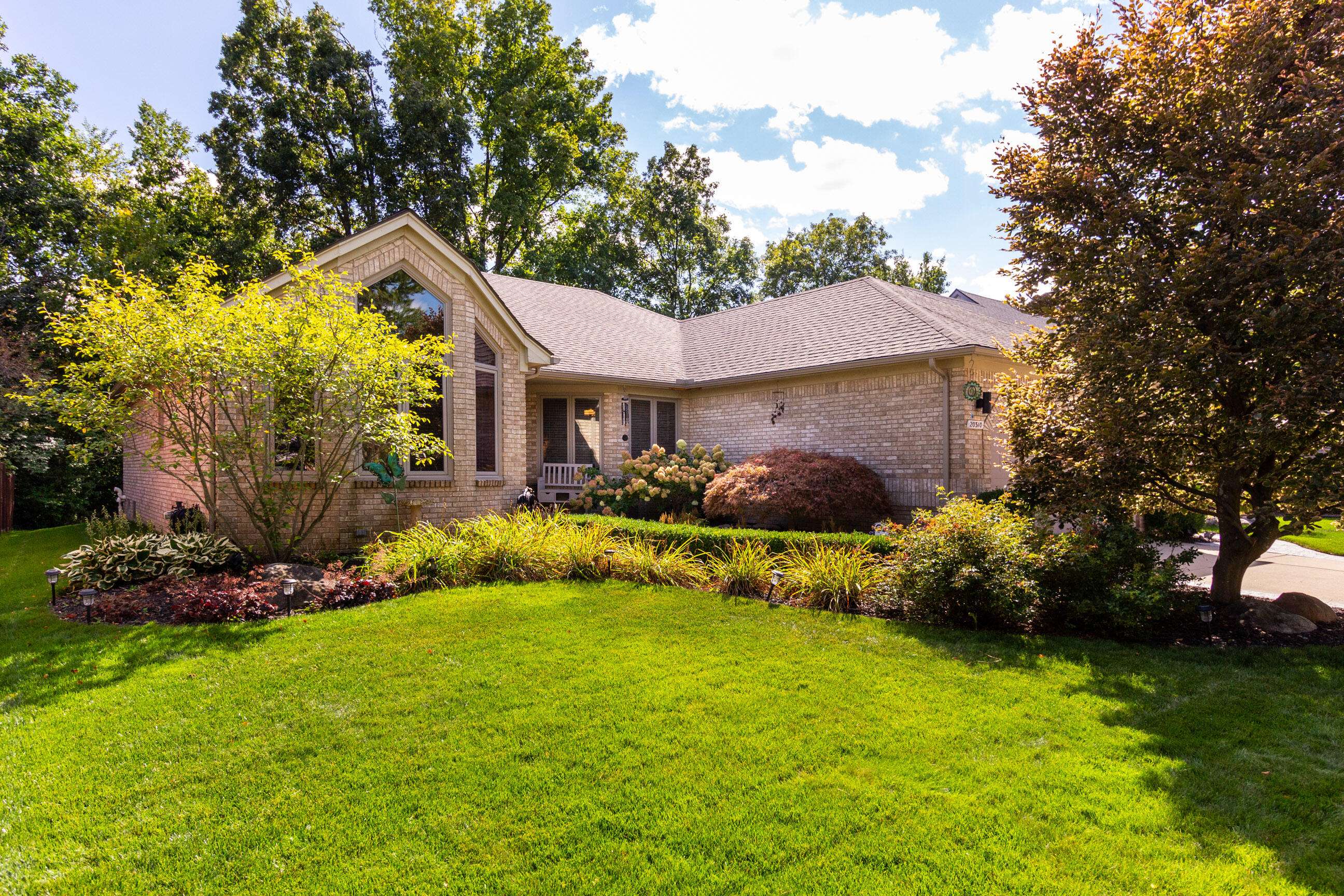 Clinton Twp, MI 48038,20310 Drummond Bay