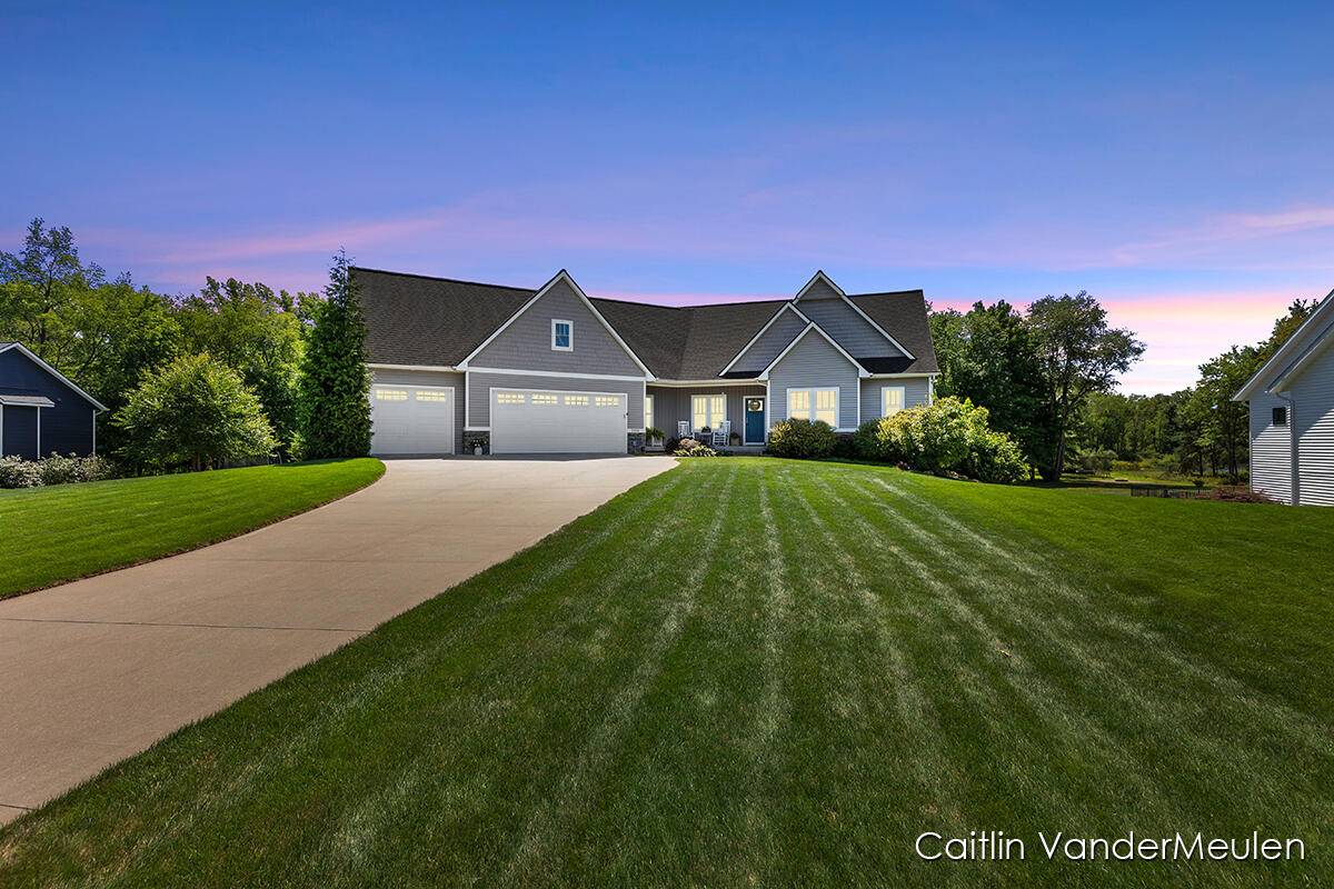 Hudsonville, MI 49426,5446 Stanton Woods DR