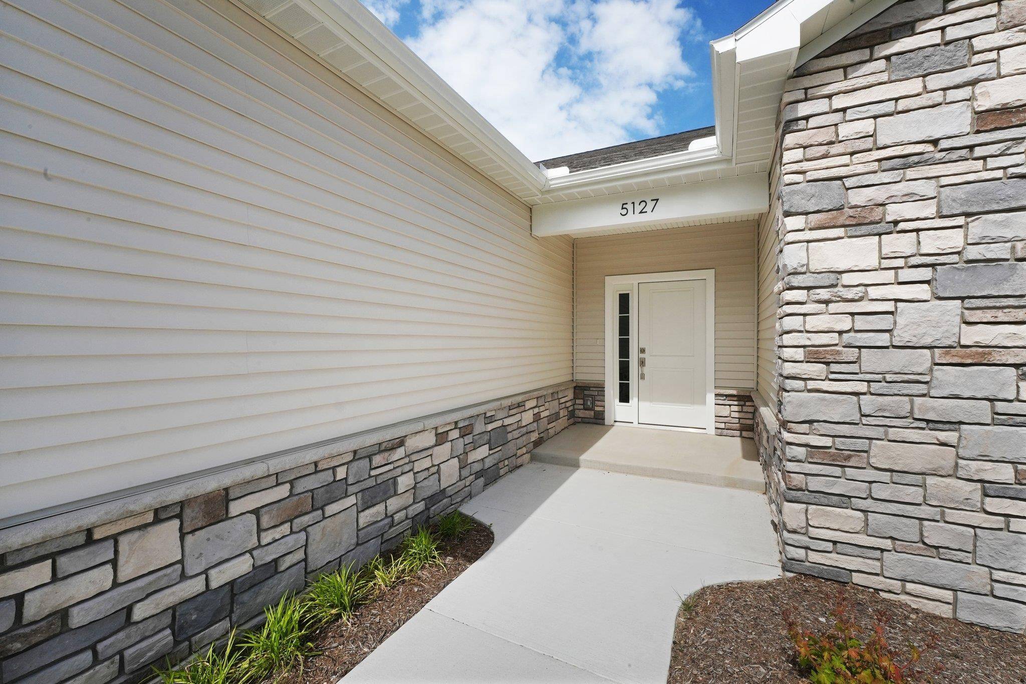 Traverse City, MI 49685,5127 Sheffer Farm RD