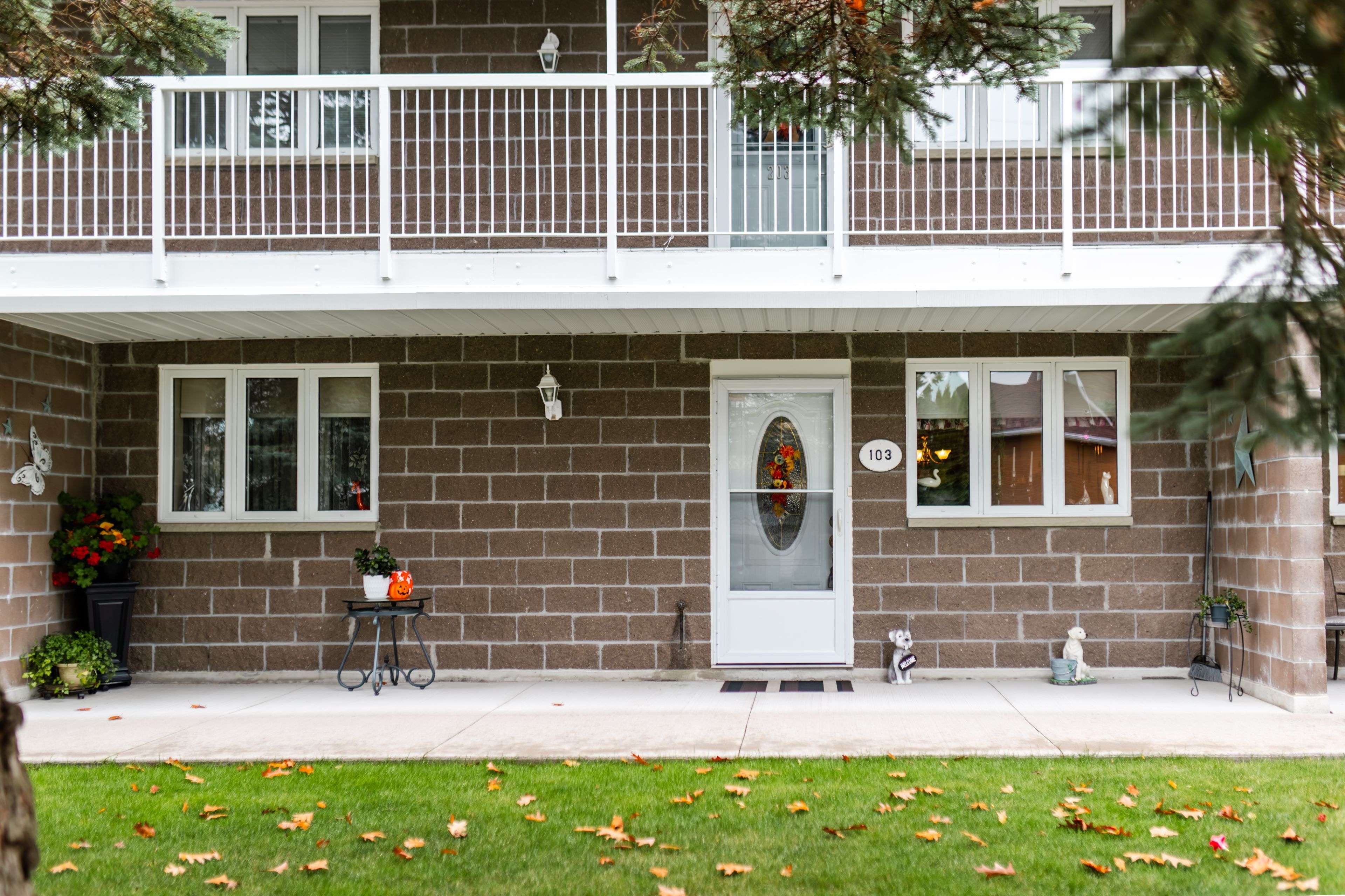 North Bay, ON P1B 2K6,880 Regina ST #103