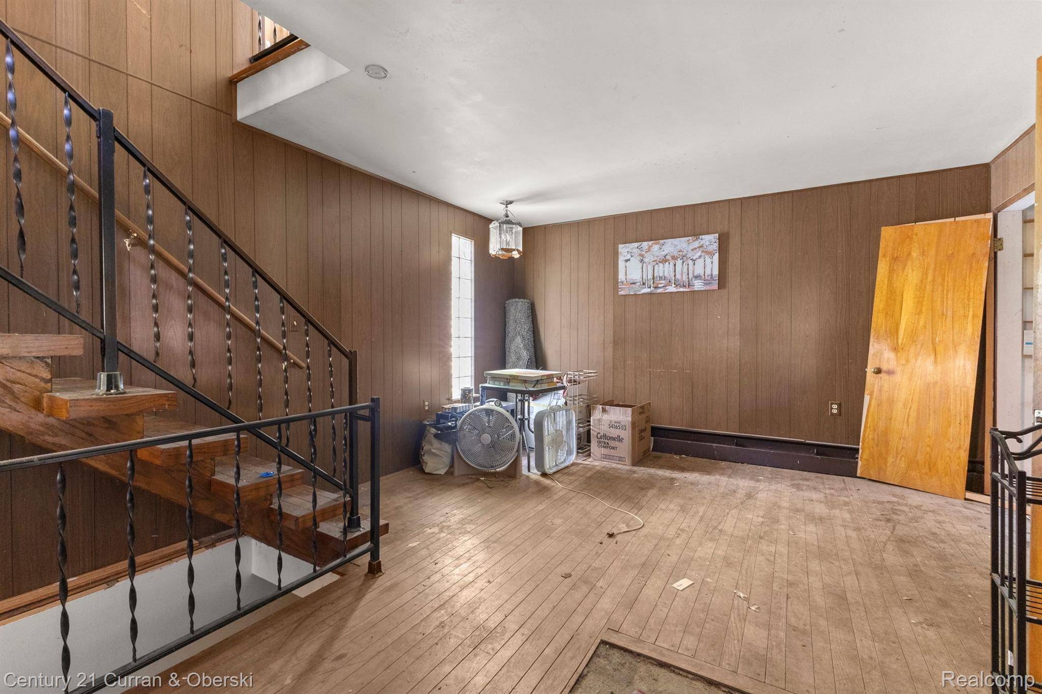 Taylor, MI 48180,7949 PINE ST