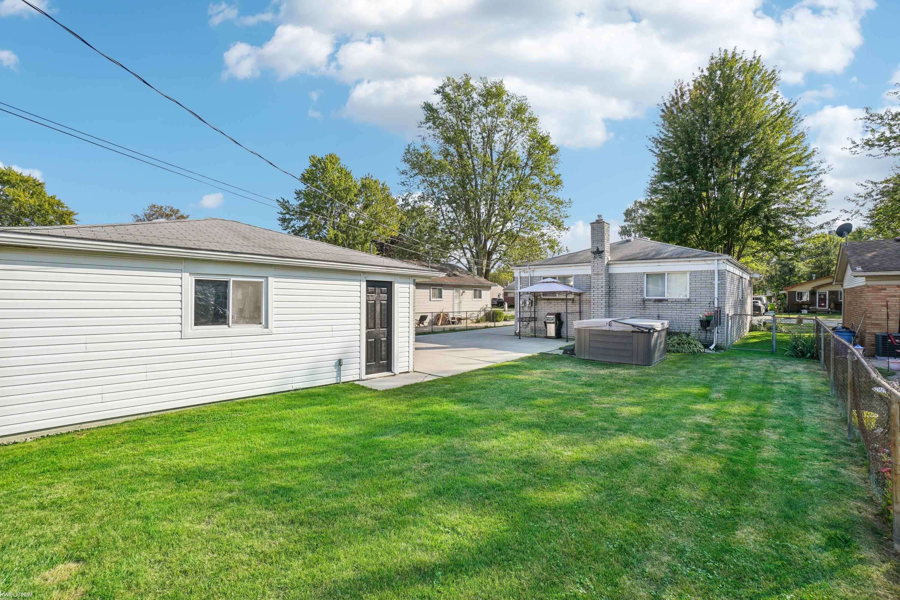 Harrison Twp, MI 48045,24825 Cottrell RD