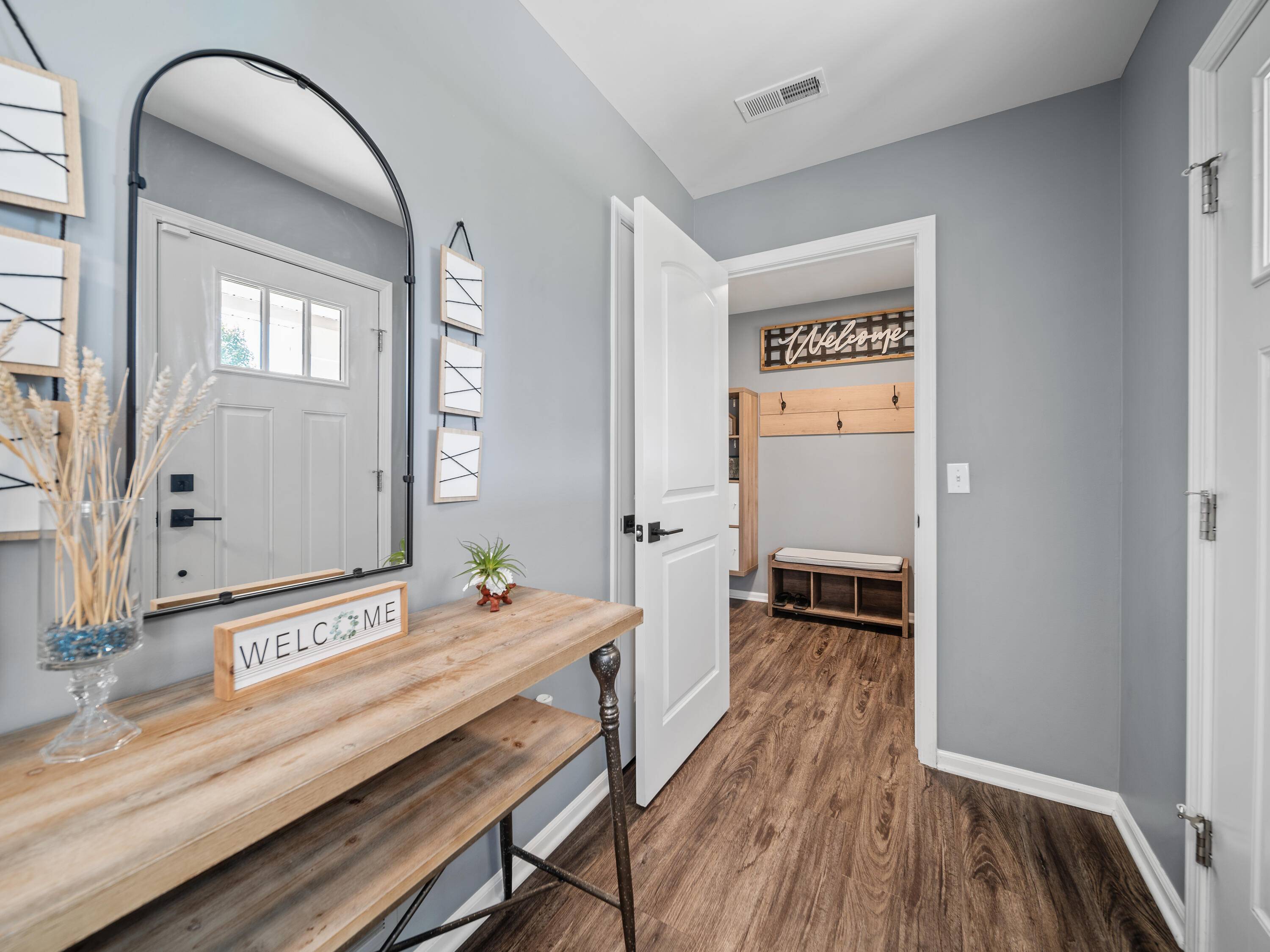 Wixom, MI 48393,453 Wright ST