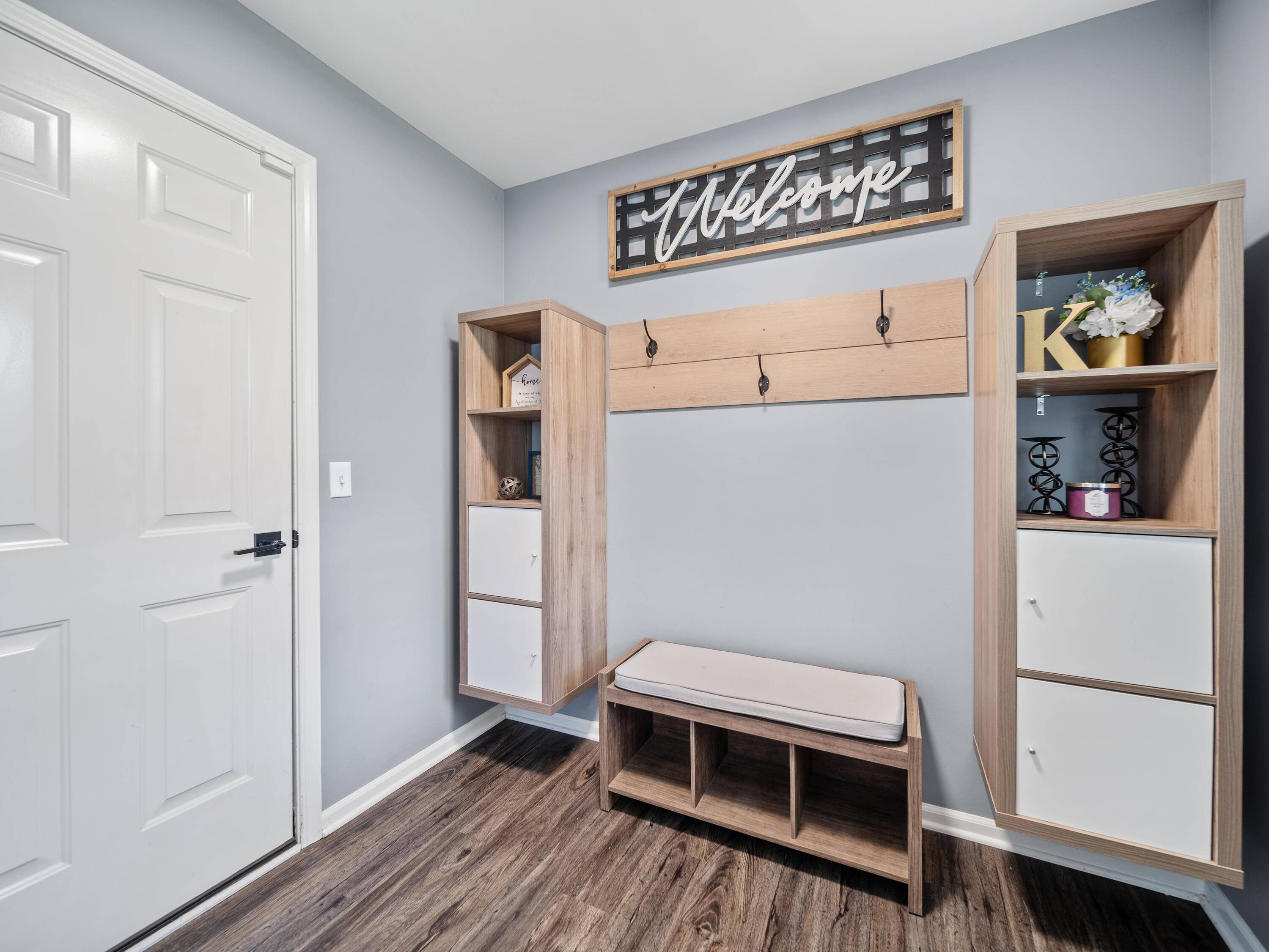 Wixom, MI 48393,453 Wright ST