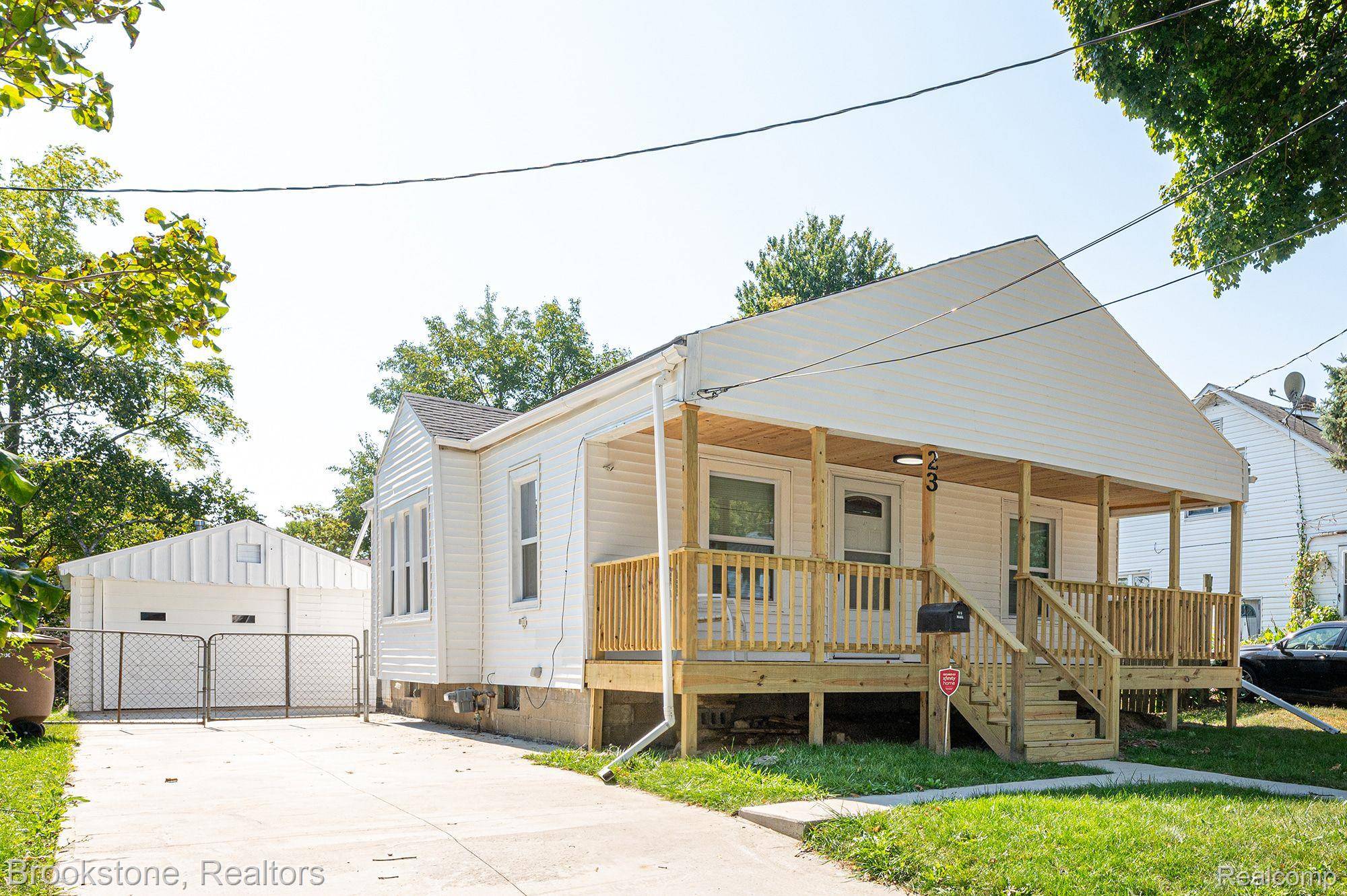 Pontiac, MI 48341,23 HAZEL AVE