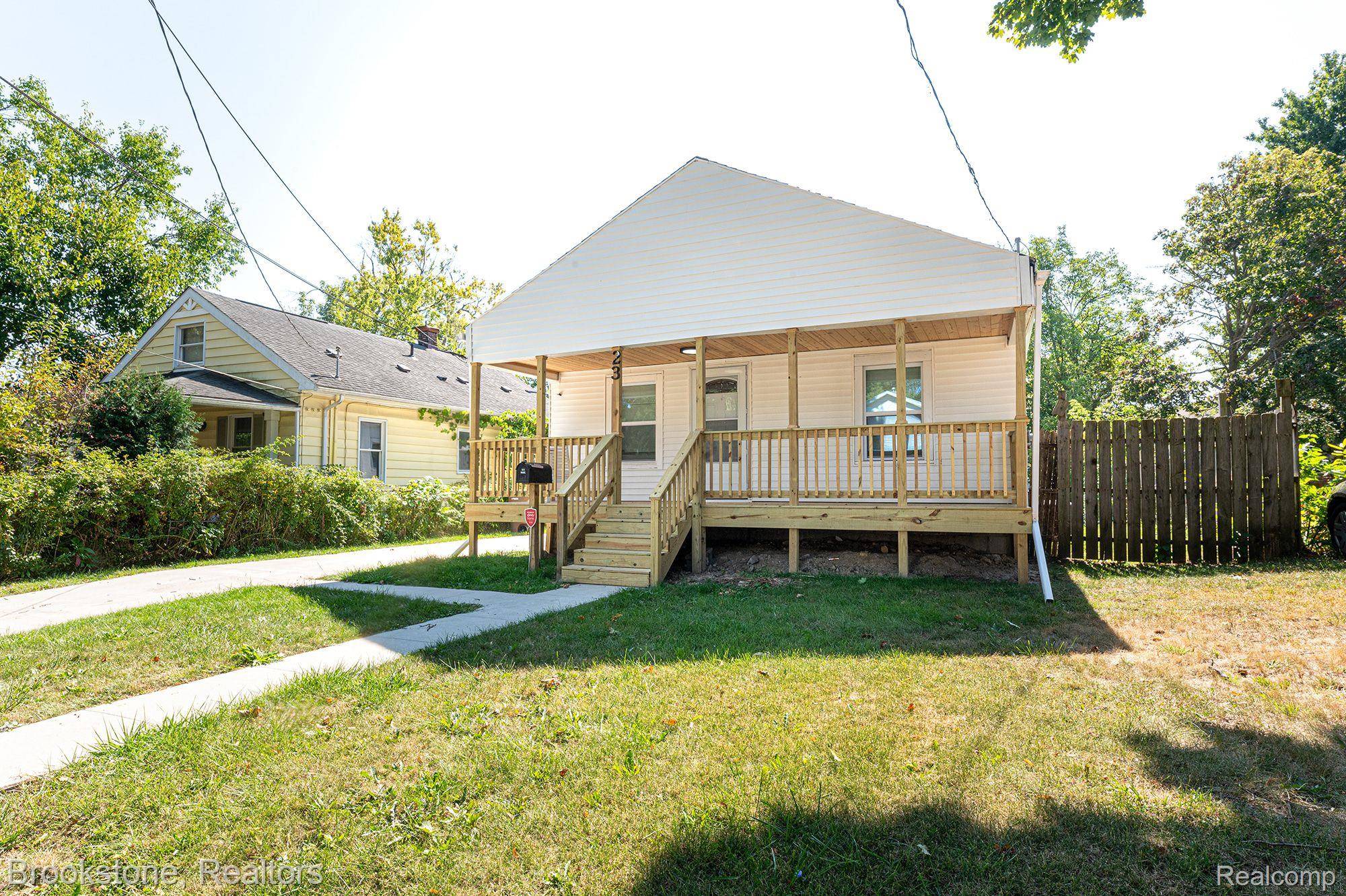 Pontiac, MI 48341,23 HAZEL AVE