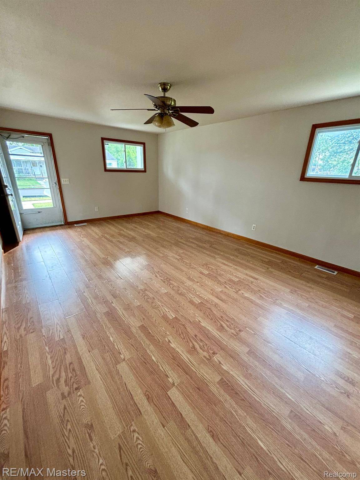 Detroit, MI 48228,7761 MONTROSE ST