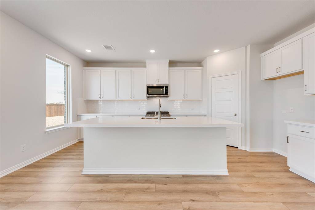 Forney, TX 75126,2914 Hanscom Street