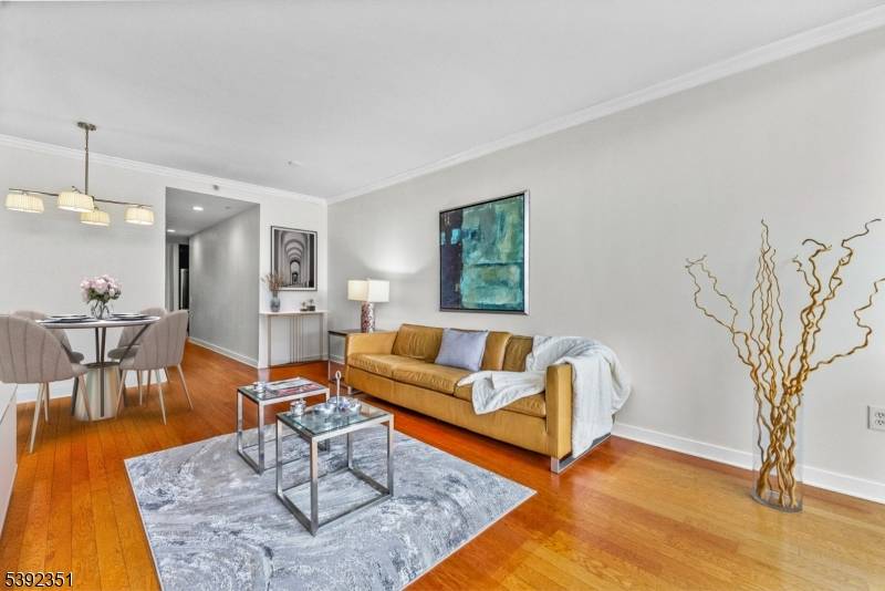 Edgewater Boro, NJ 07020,1017 Hudson Park