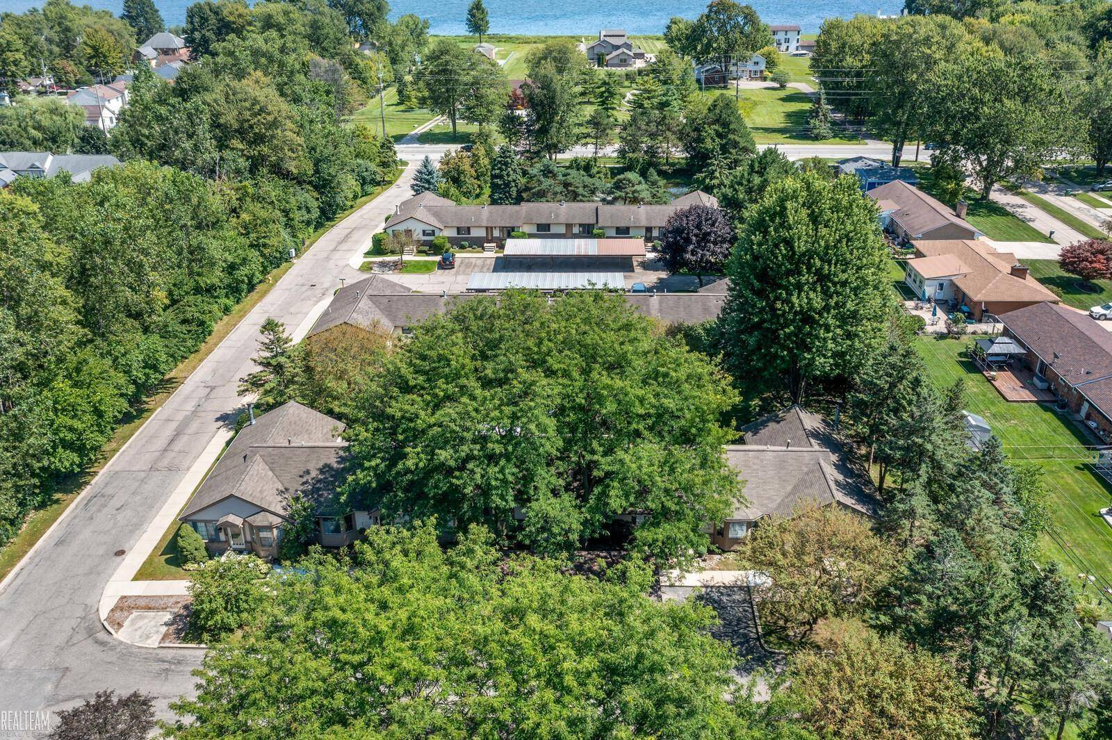 Harrison Twp, MI 48045,25220 Cape LN