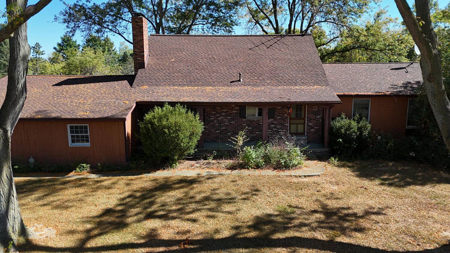 Saline, MI 48176,9881 James DR