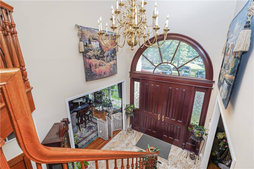 Staten Island, NY 10304,15 The Oval