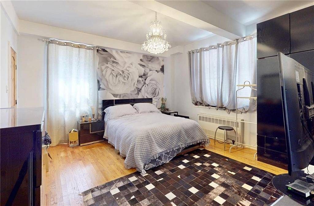 Brooklyn, NY 11235,2546 East 13th ST #L14