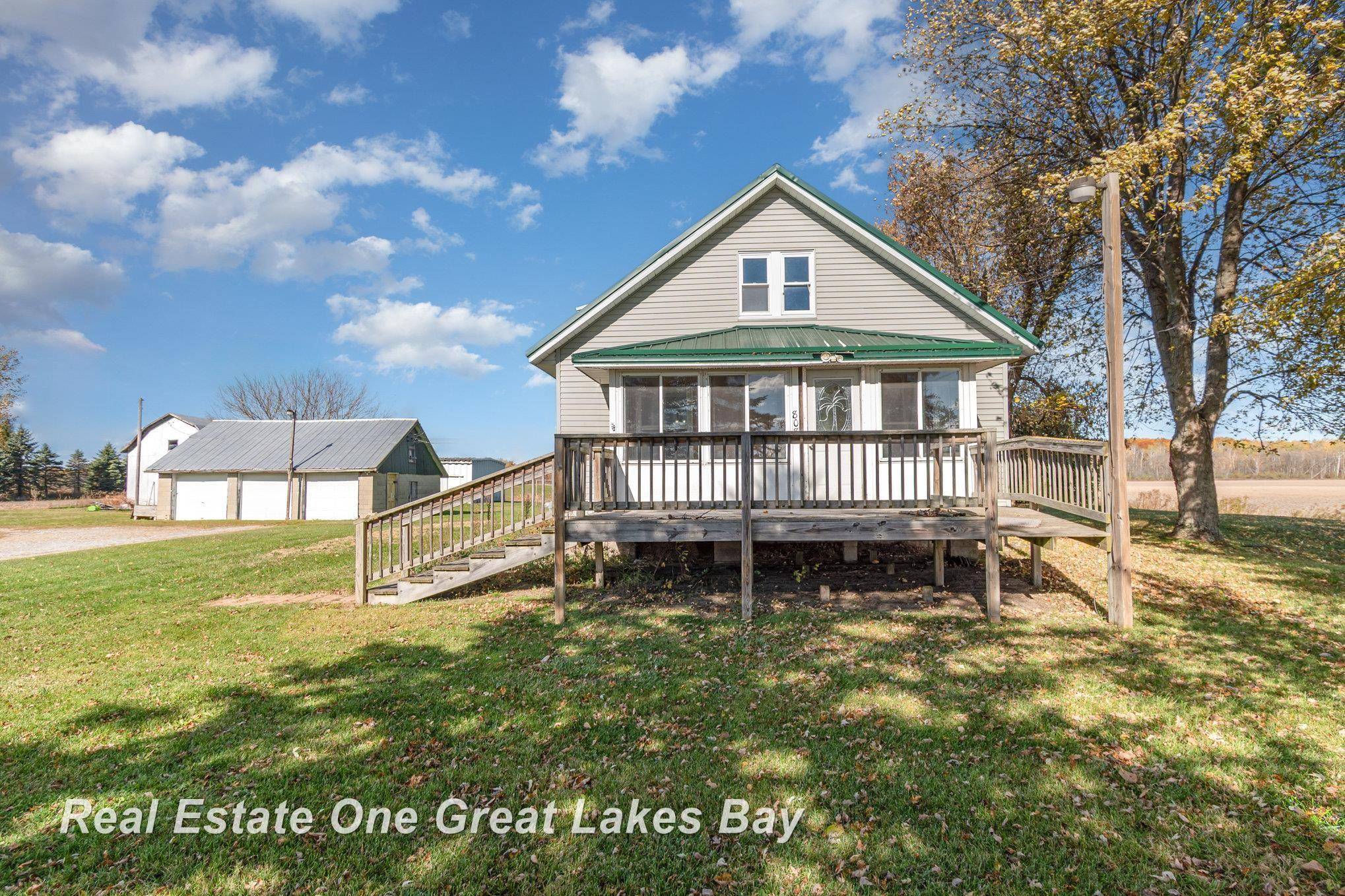 Pinconning, MI 48650,808 W Cody Estey RD