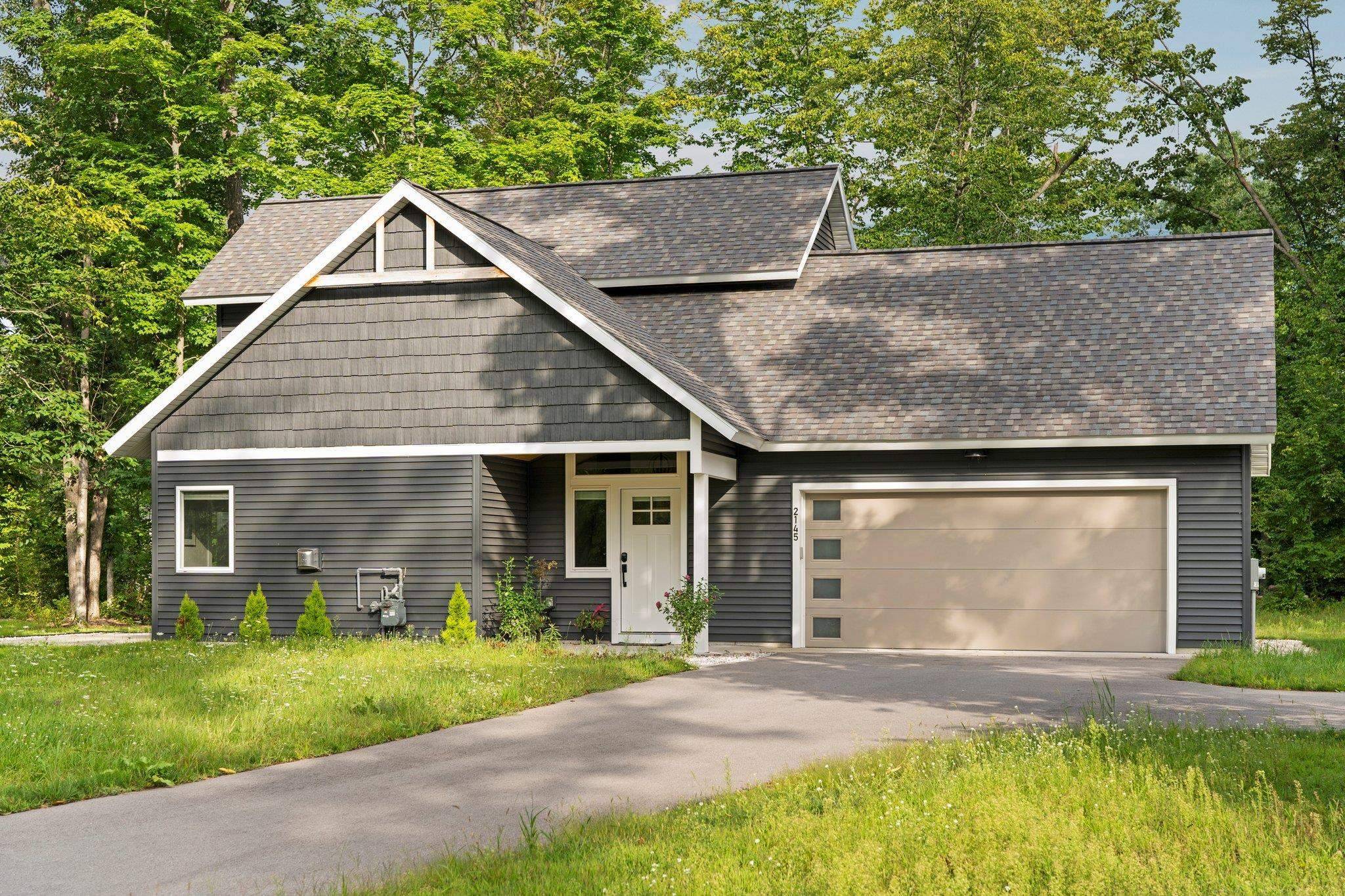 Traverse City, MI 49696,2145 Arbutus Pointe DR