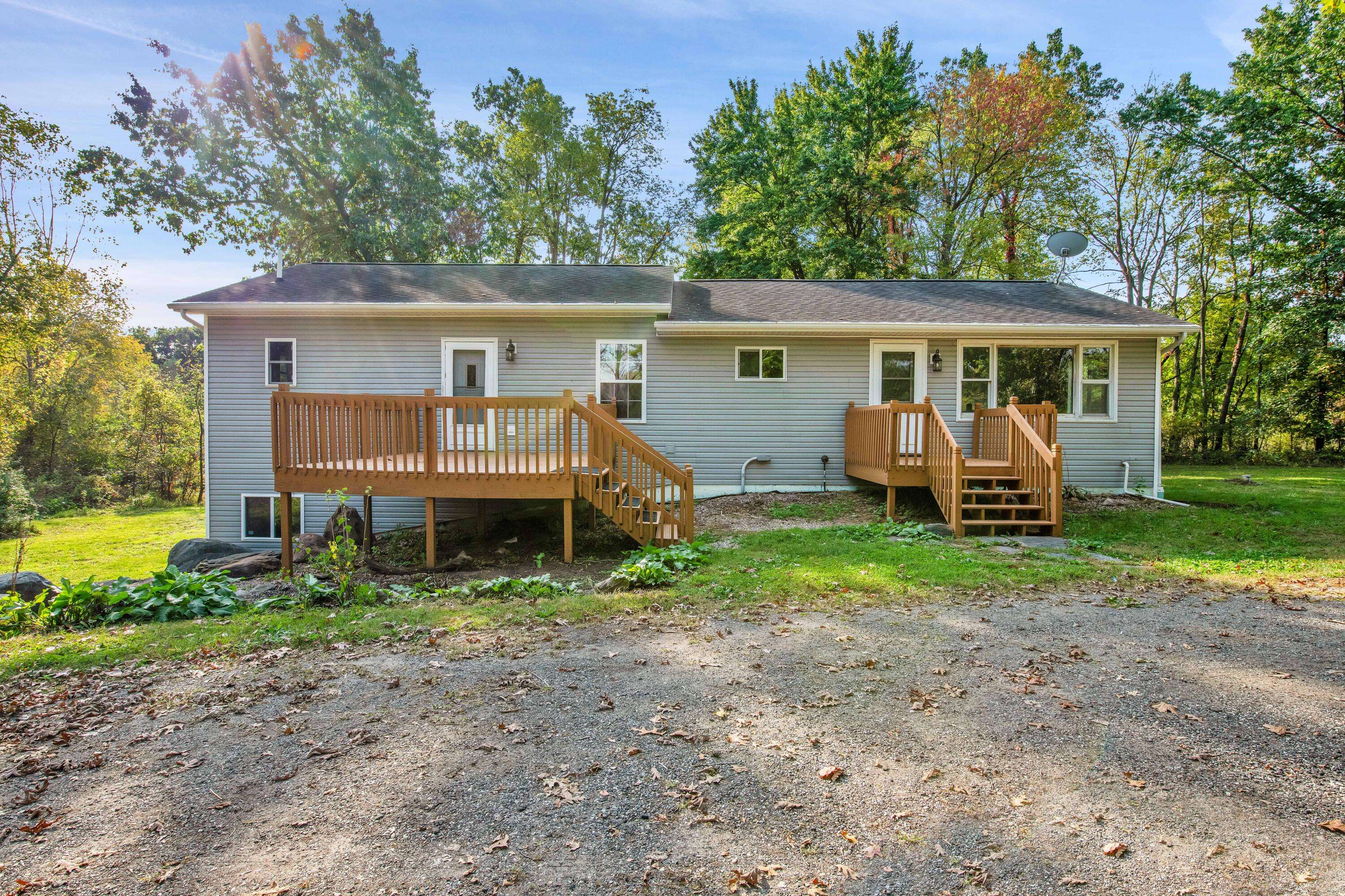 Bath, MI 48808,6100 Clise RD