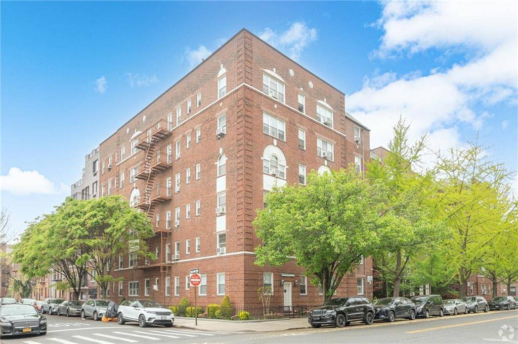 Brooklyn, NY 11230,901 Avenue H #4J