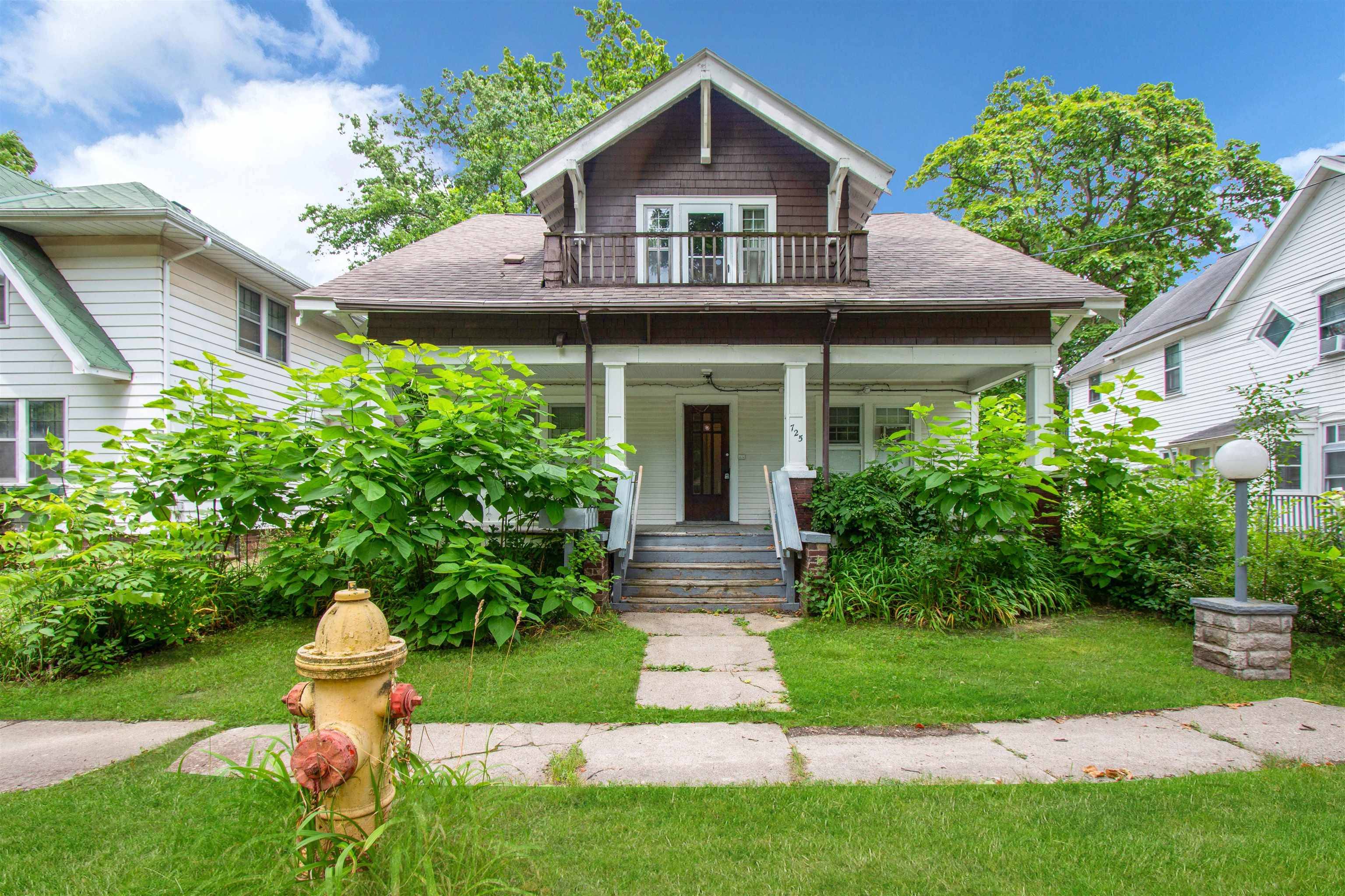 Flint, MI 48503,725 Thomson #3 ST