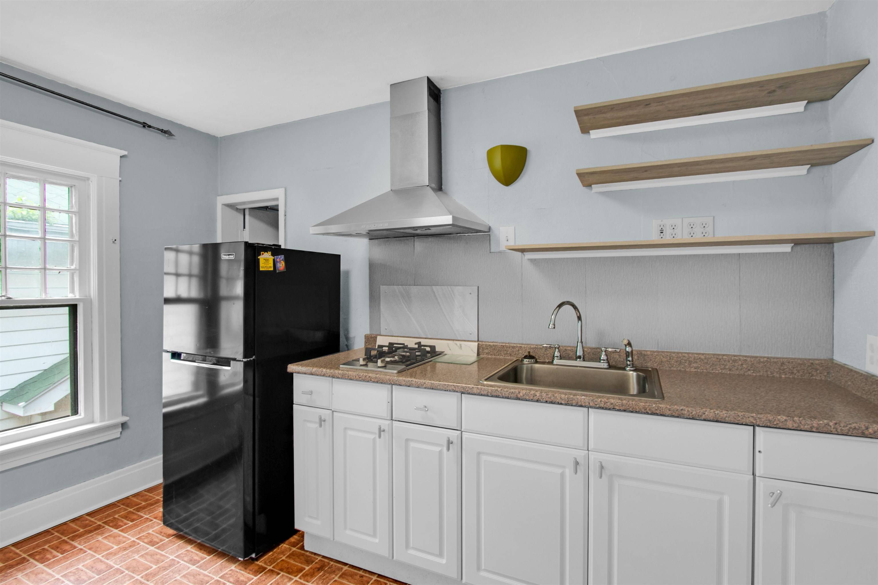 Flint, MI 48503,725 Thomson #3 ST