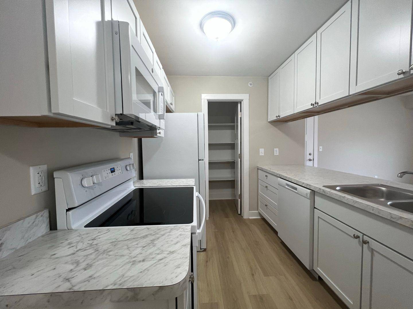 Flint, MI 48506,5200 N Genesee #202 RD