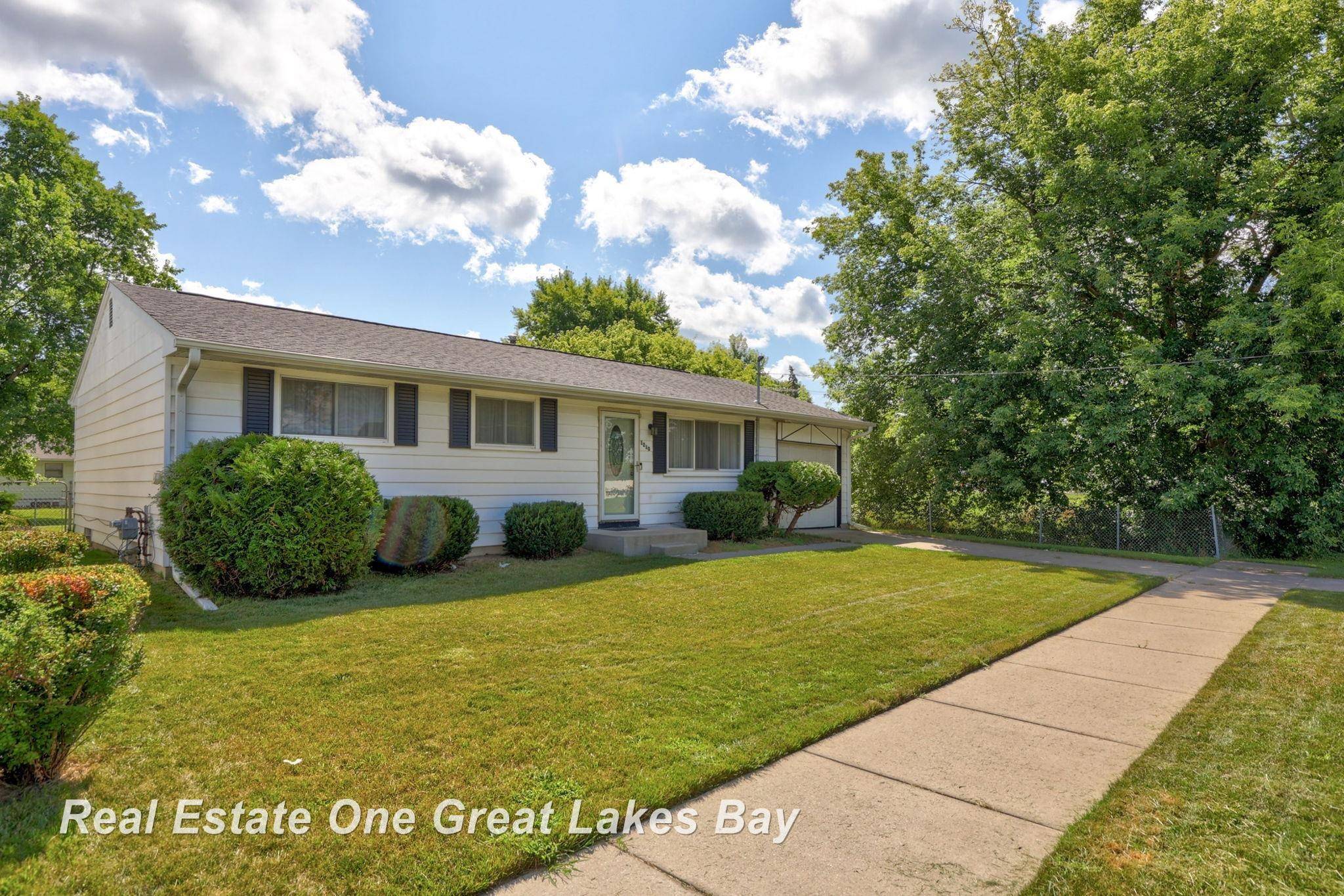 Saginaw, MI 48601,1210 S 25th ST