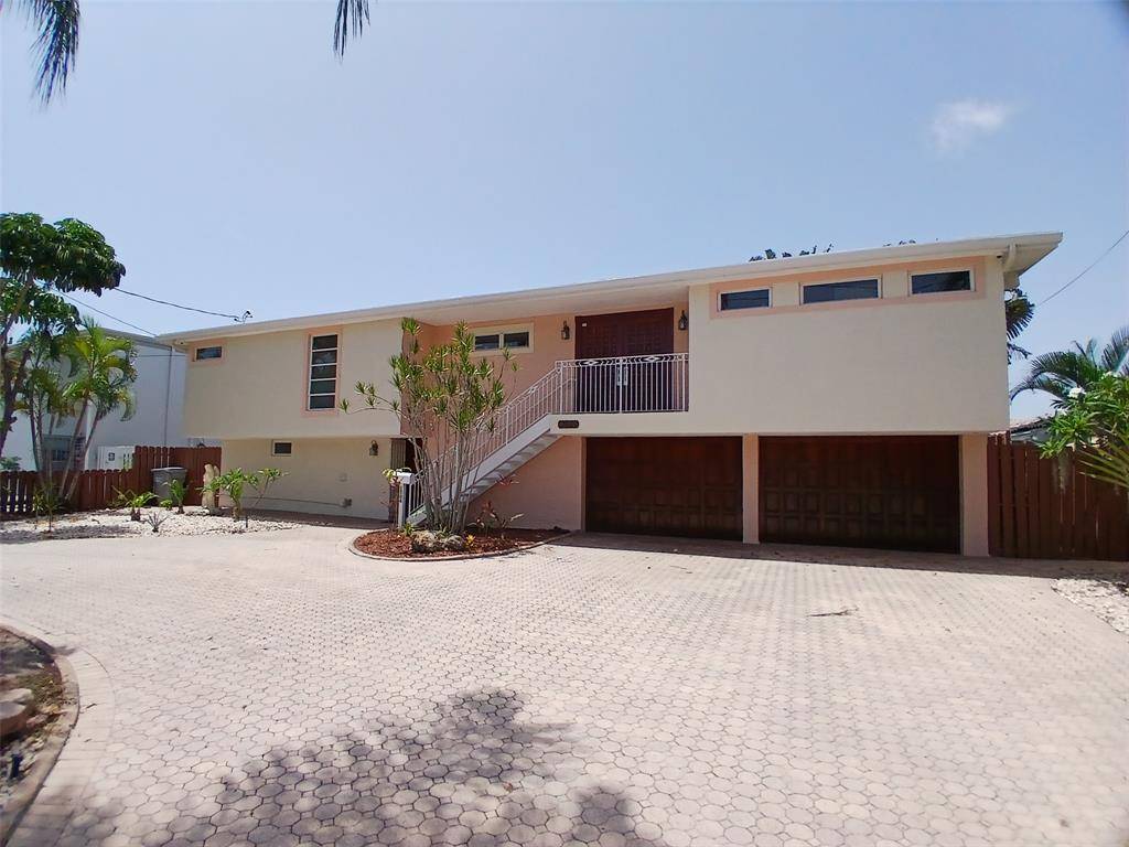 Pompano Beach, FL 33060,1504 SE 3rd St