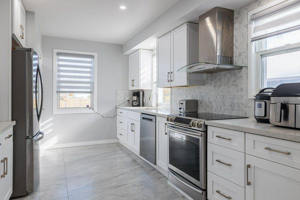 Niagara-on-the-lake, ON L0S 1J0,165 East West Line