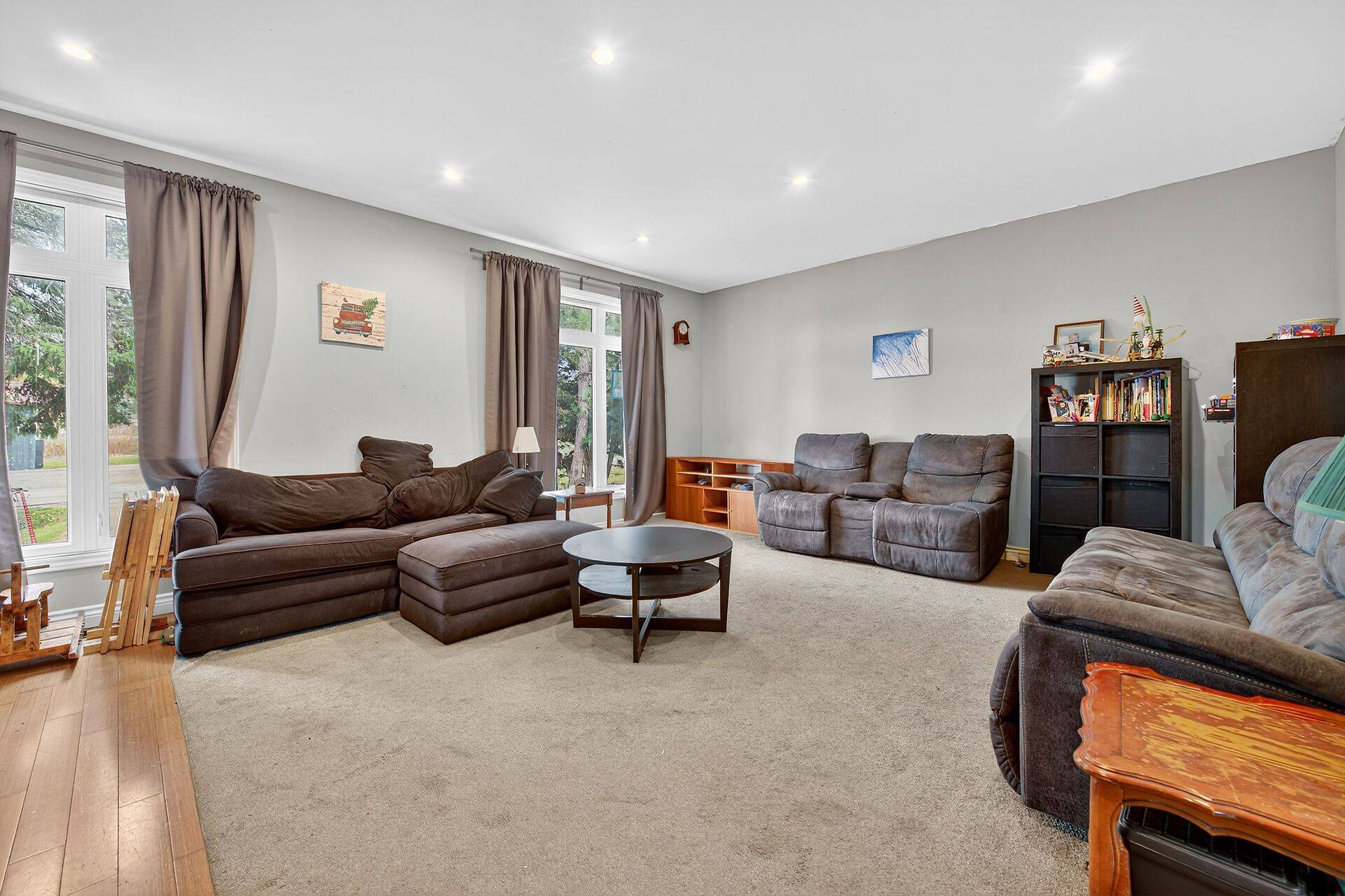 Hamilton, ON L8N 2Z7,1413 Edgewood RD S