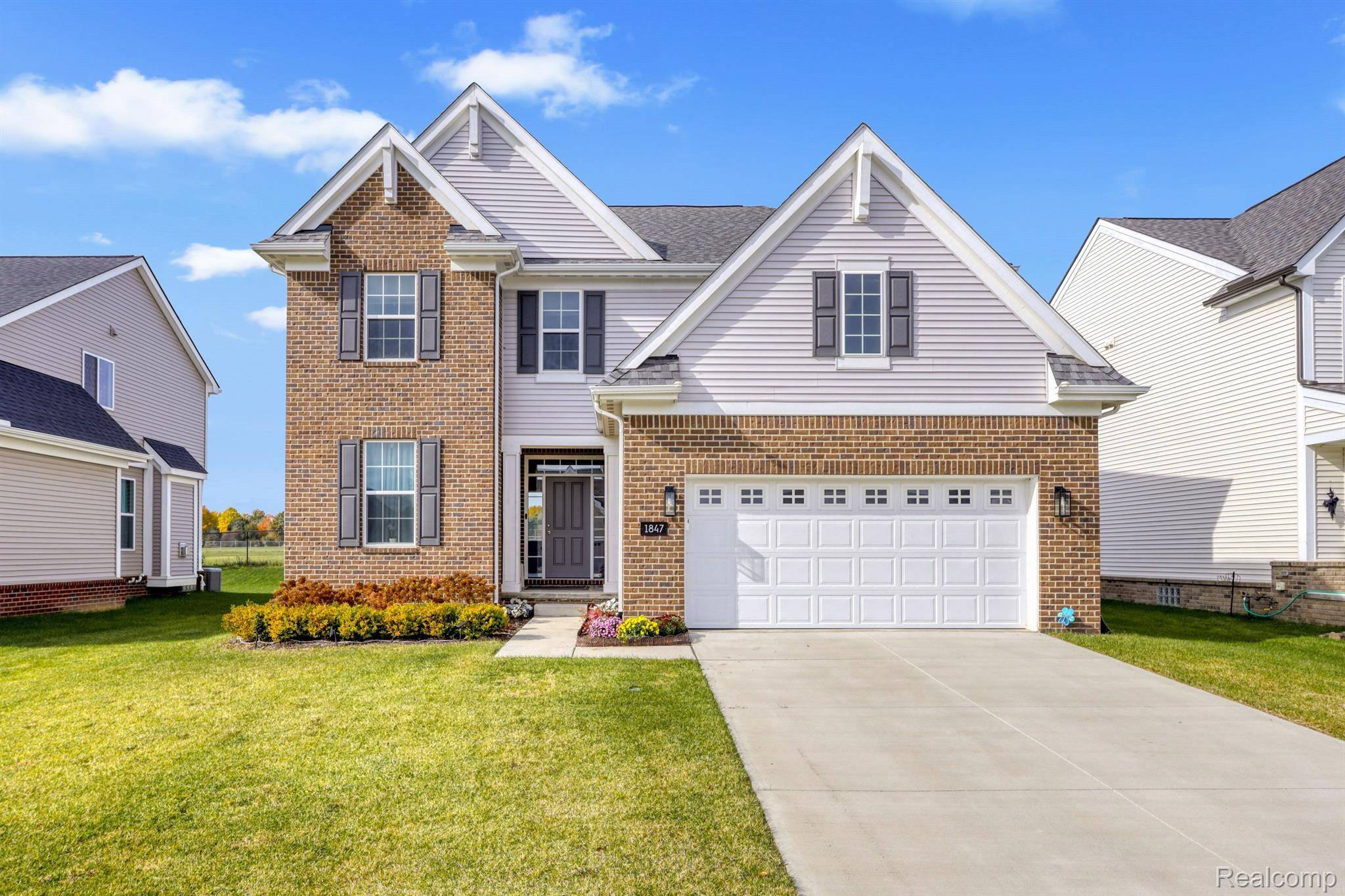 Wixom, MI 48393,1847 RUBY ST