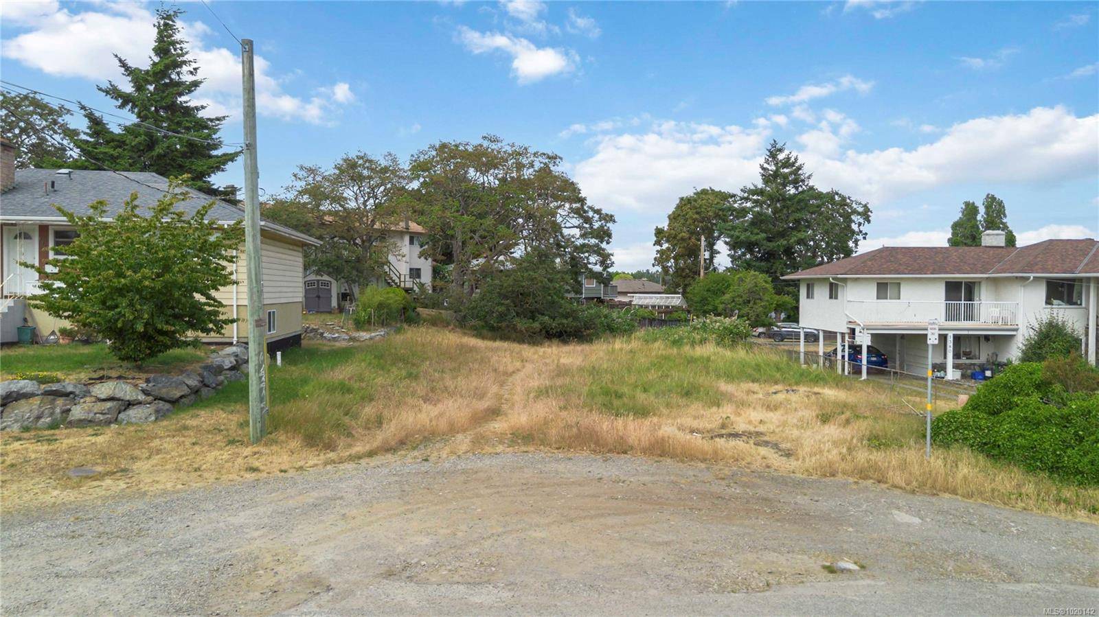 Victoria, BC V8T 2J3,1360 Vista Hts