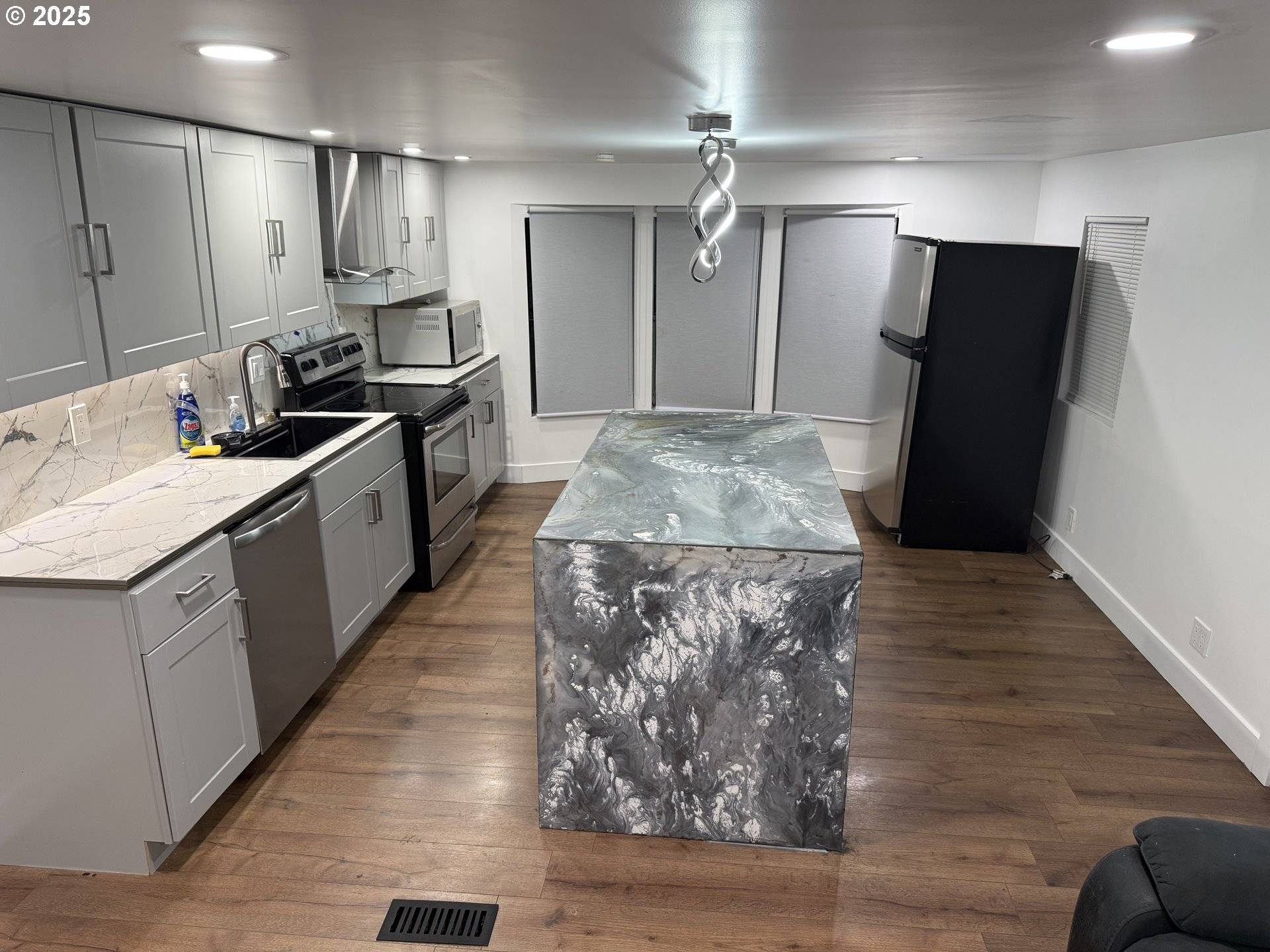 Happy Valley, OR 97086,8951 SE FULLER RD #37