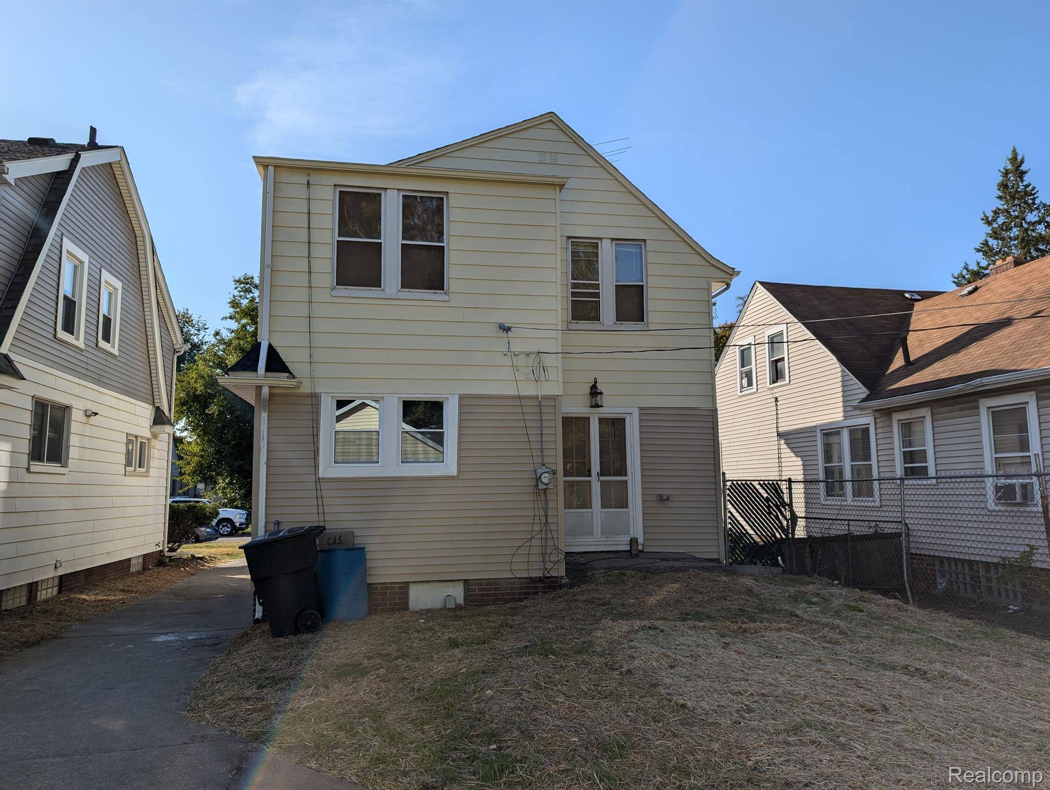 Detroit, MI 48221,16588 LAWTON ST