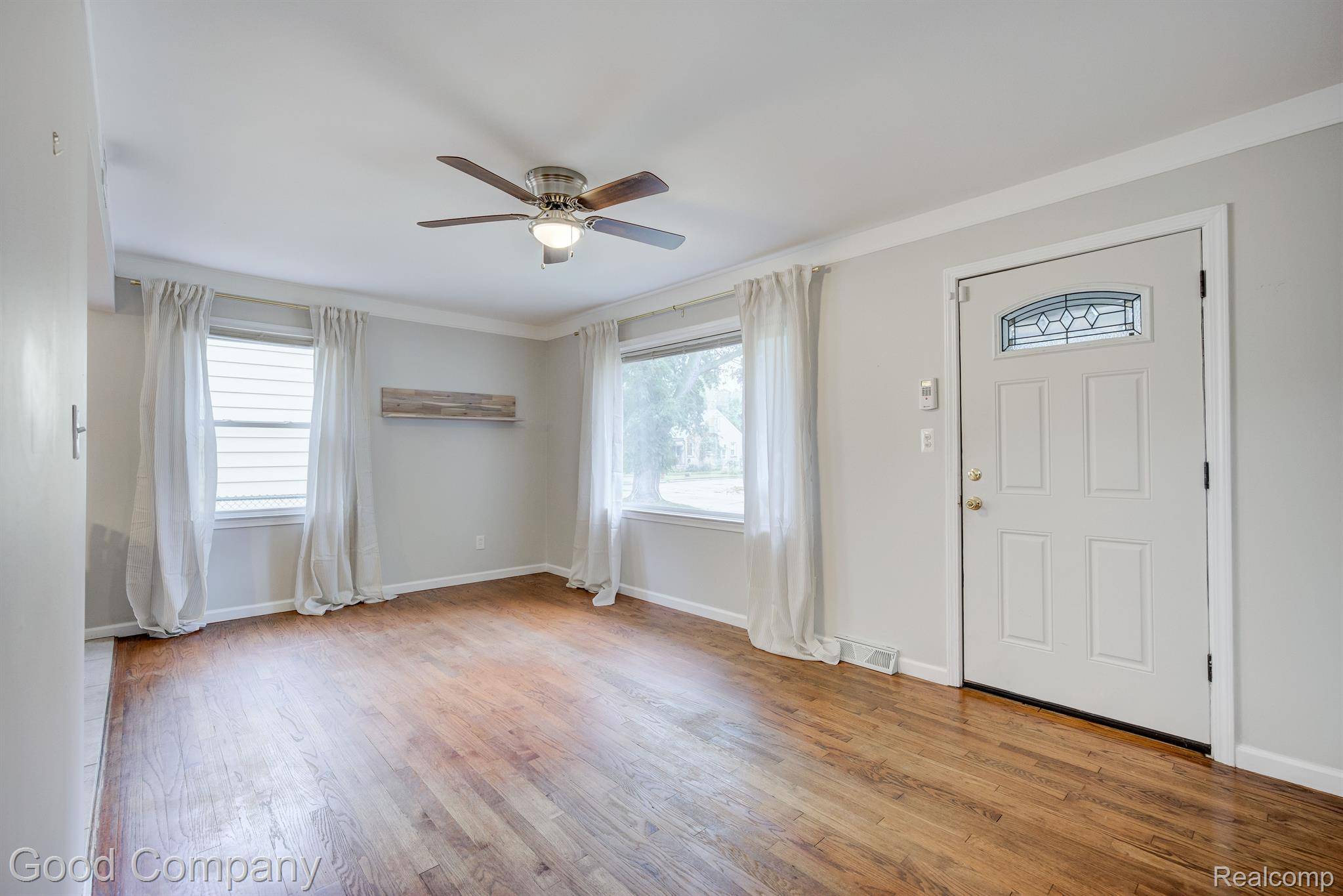 Hazel Park, MI 48030,21412 CALEDONIA AVE