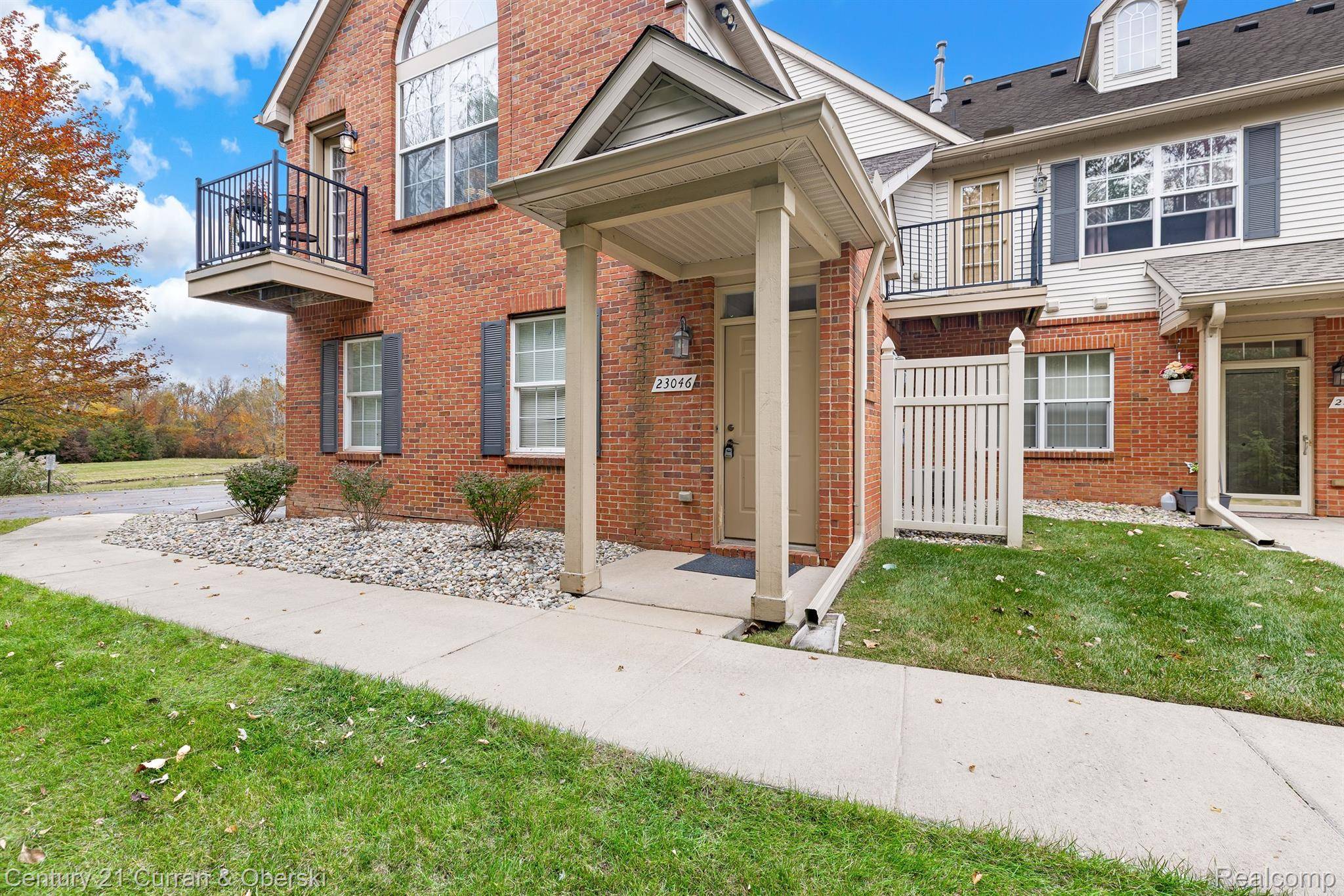 Woodhaven, MI 48183,23046 WILLIAMSBURG CIR