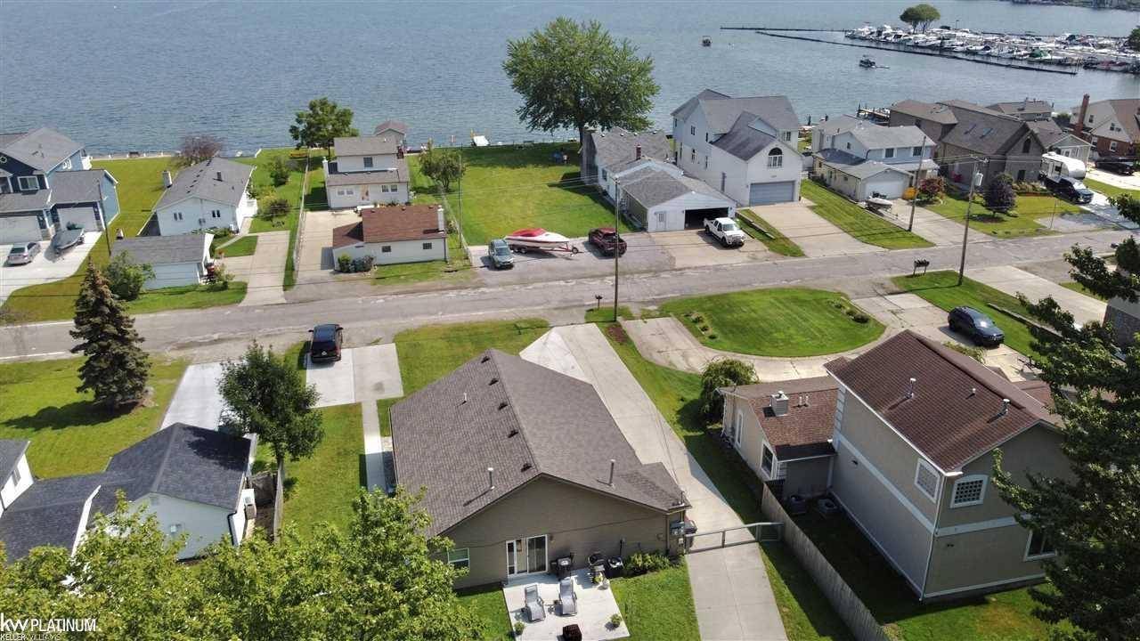 Harrison Twp, MI 48045,41195 Conger Bay DR