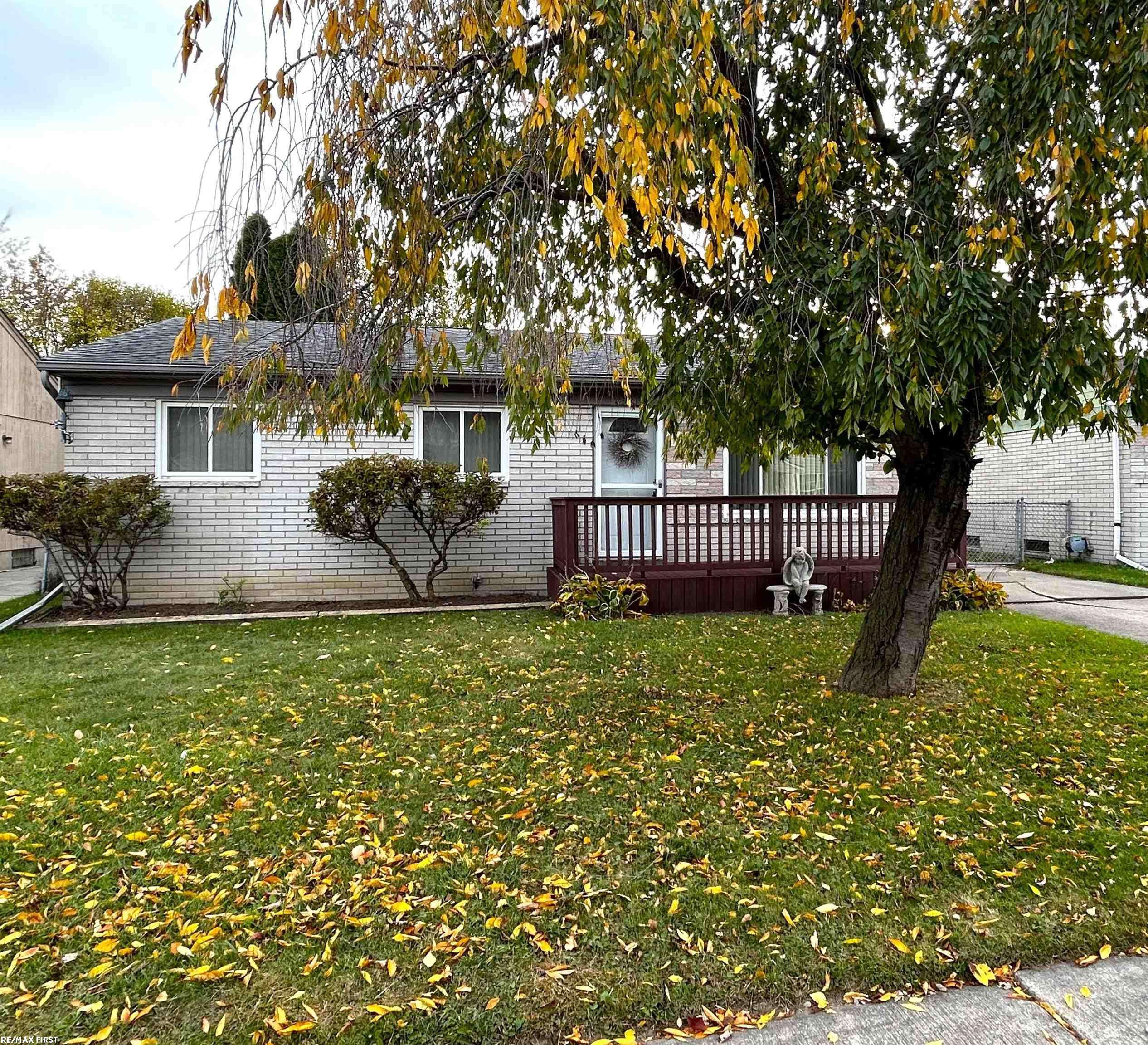 Clinton Township, MI 48035,23910 Trombley ST