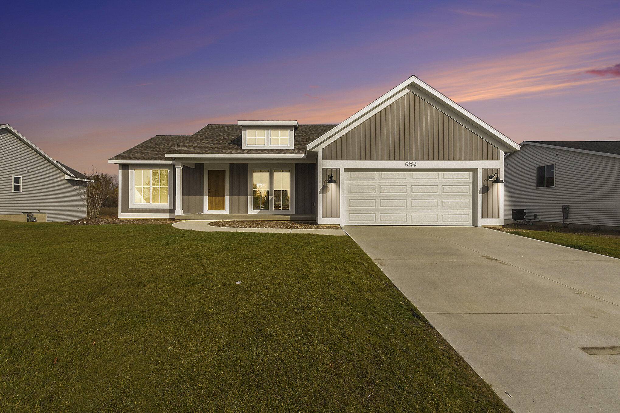 Allendale, MI 49401,5253 Margot LN