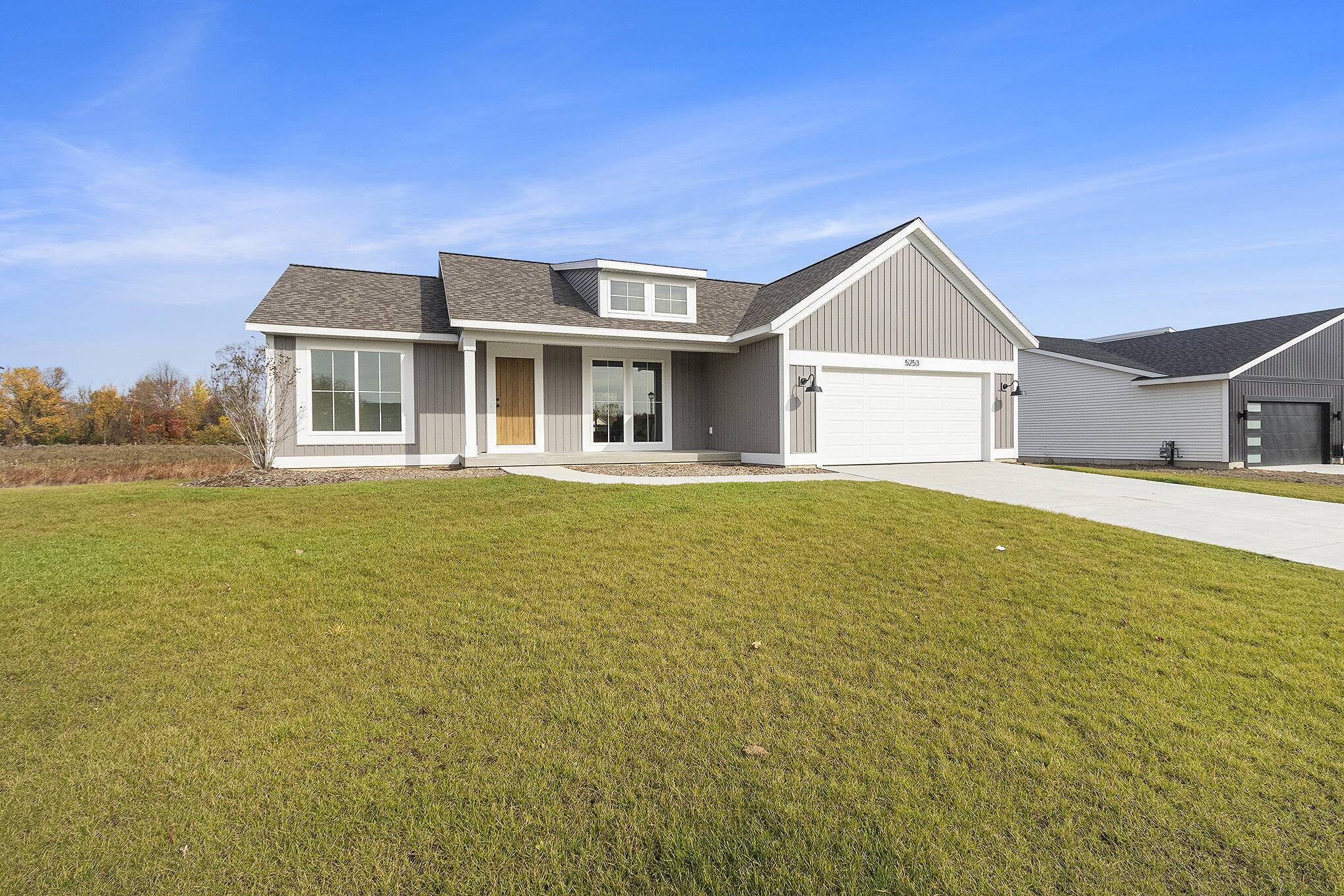 Allendale, MI 49401,5253 Margot LN