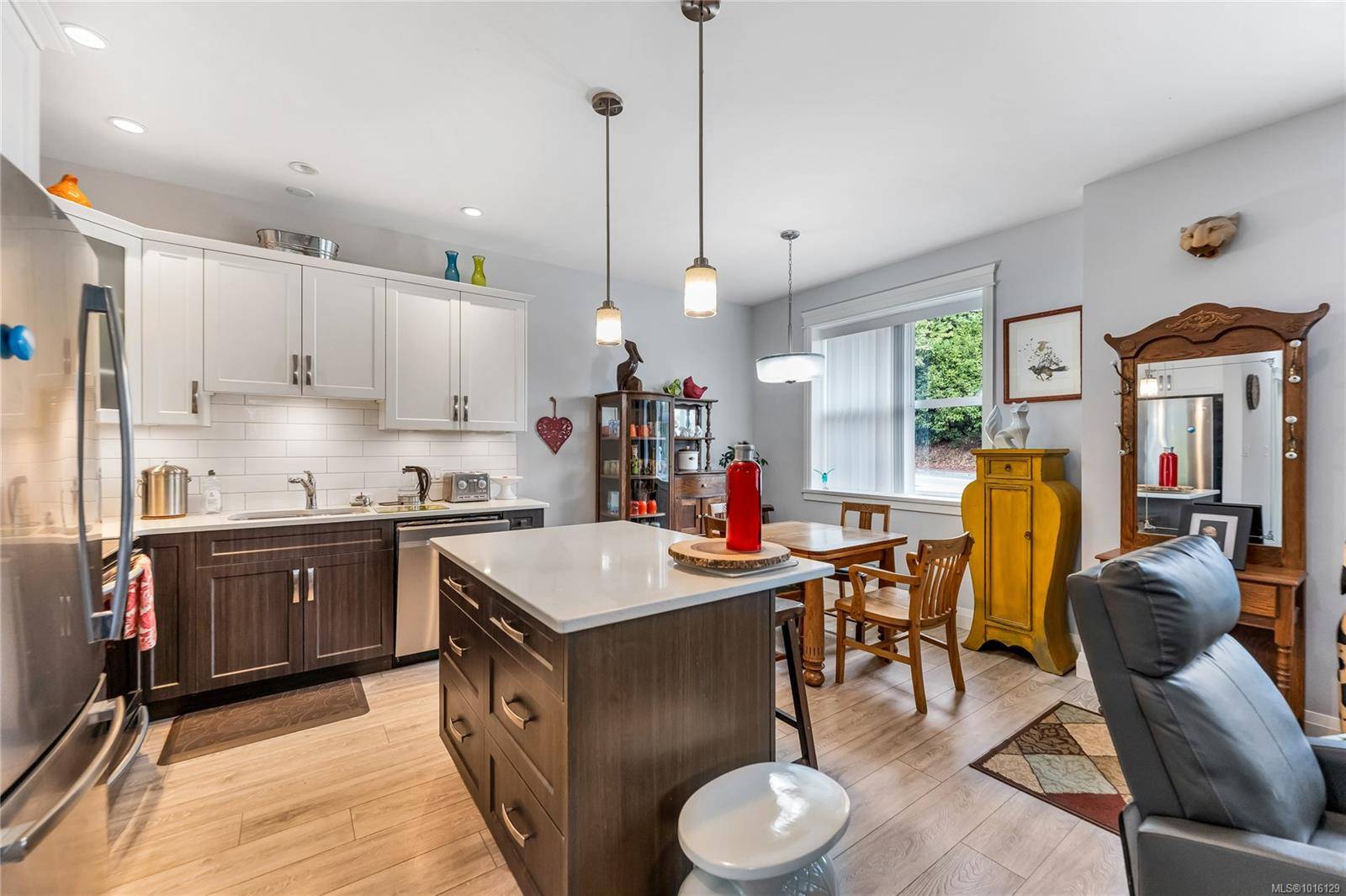 Duncan, BC V9L 2B5,2876 Sherman Rd