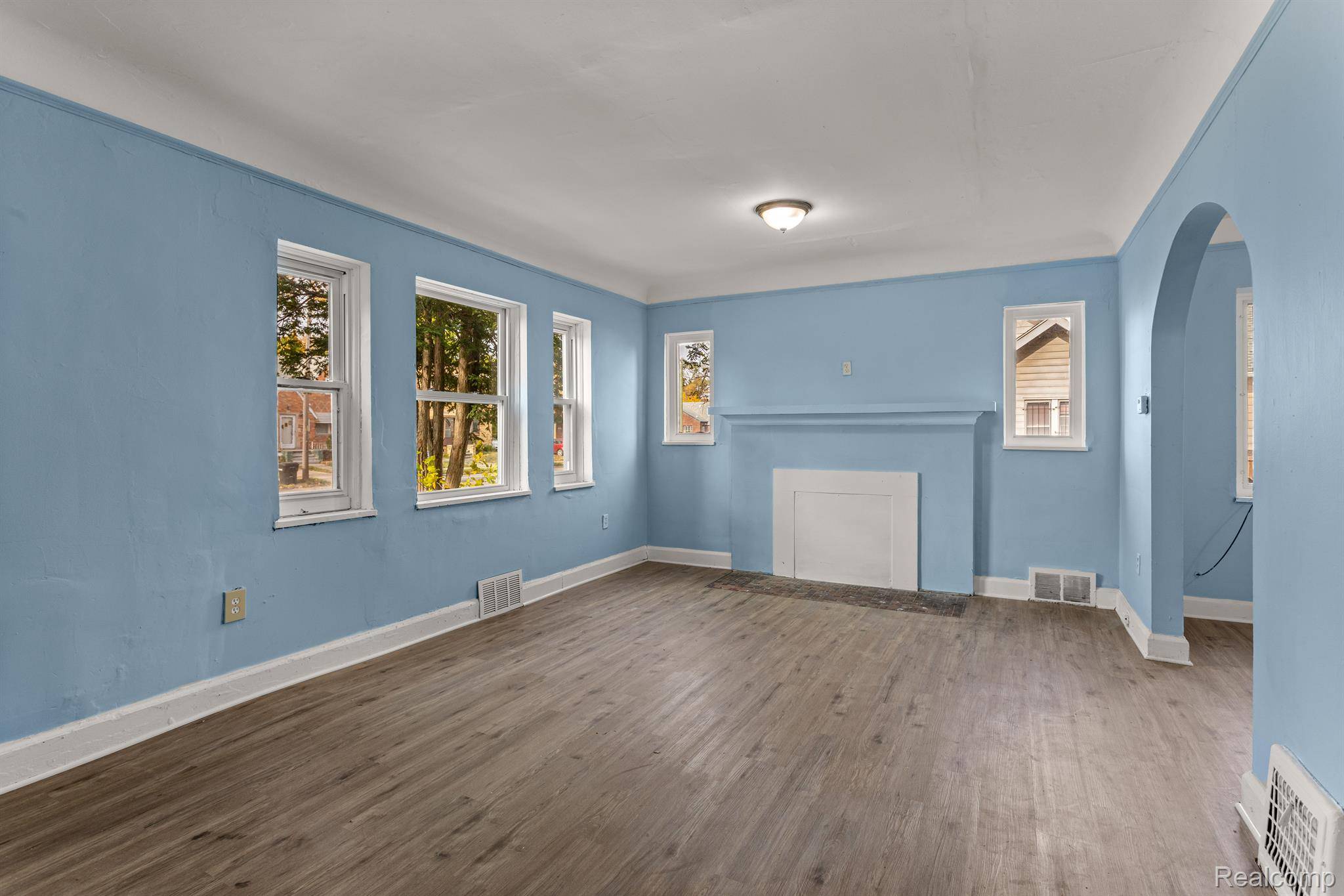 Detroit, MI 48238,12642 WYOMING ST