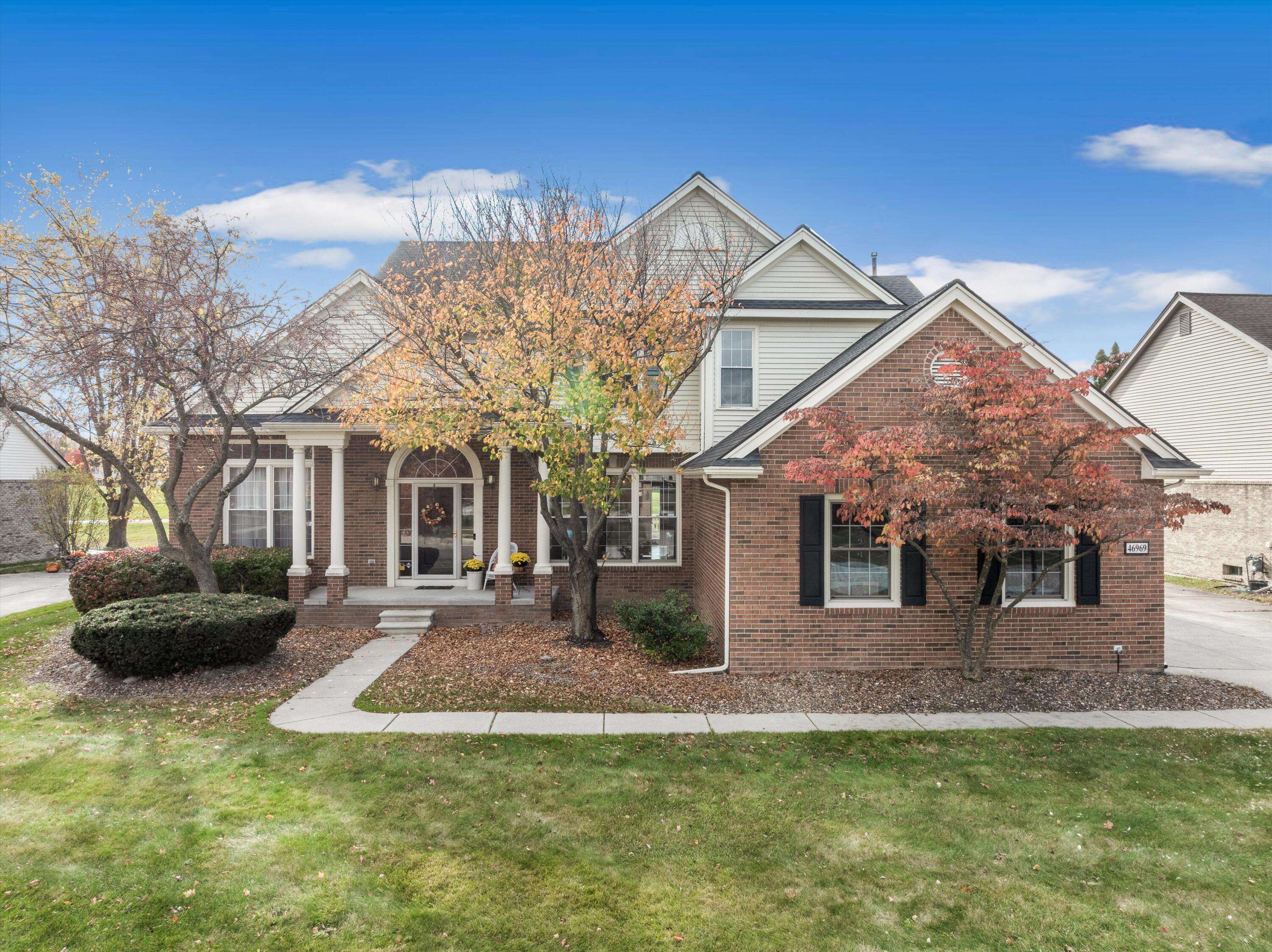 Canton, MI 48188,46969 Glastonbury DR