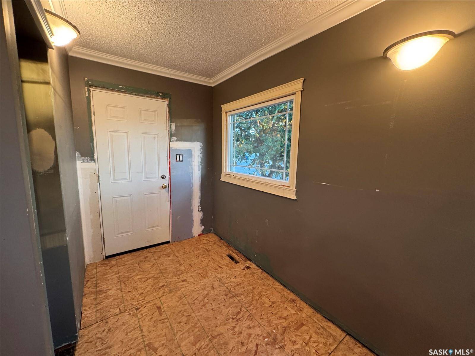 Biggar, SK S0K 0M0,319 3rd AVENUE W