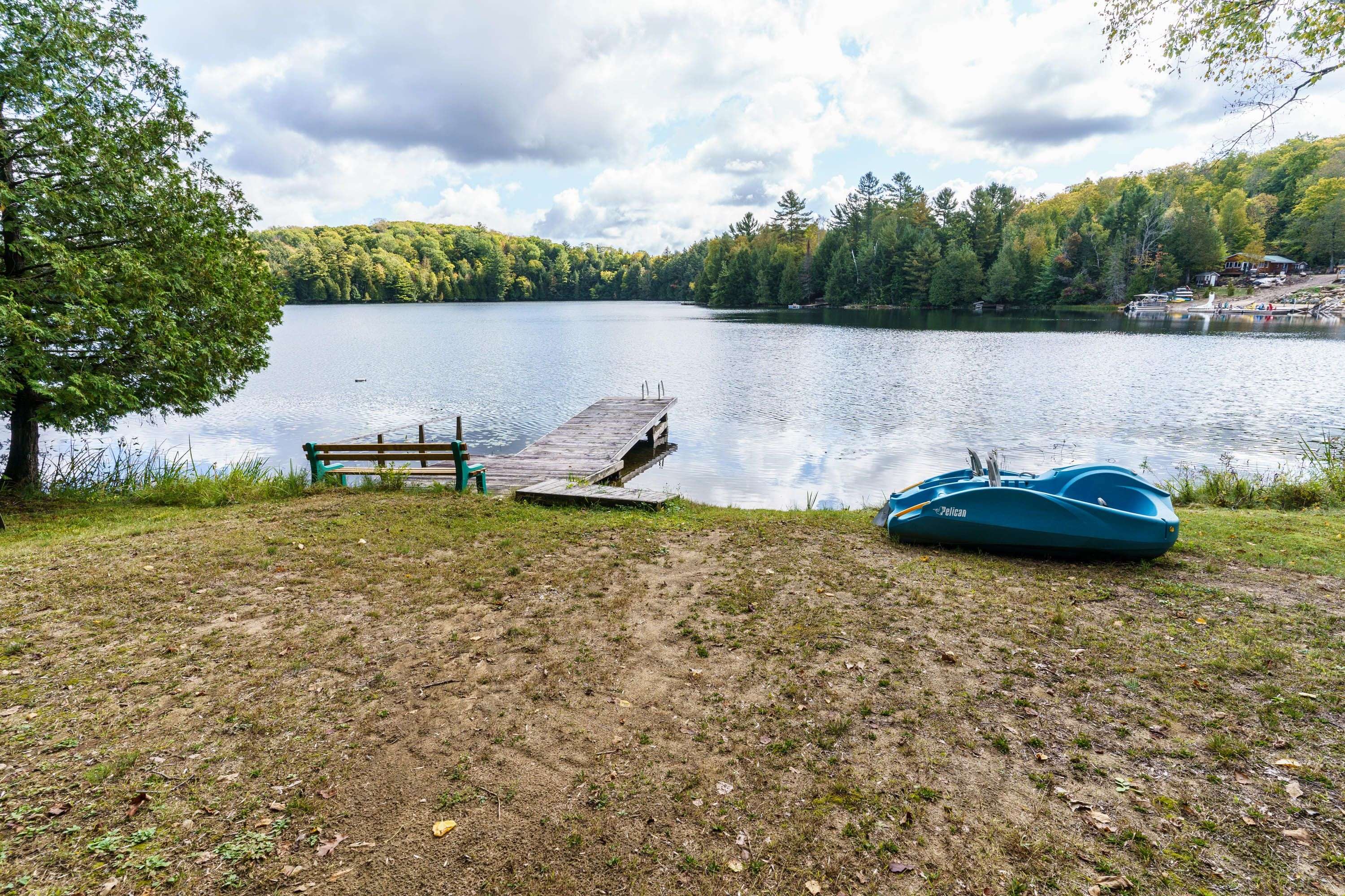 Lake Of Bays, ON P0A 1E0,1041 Long Line Lake RD