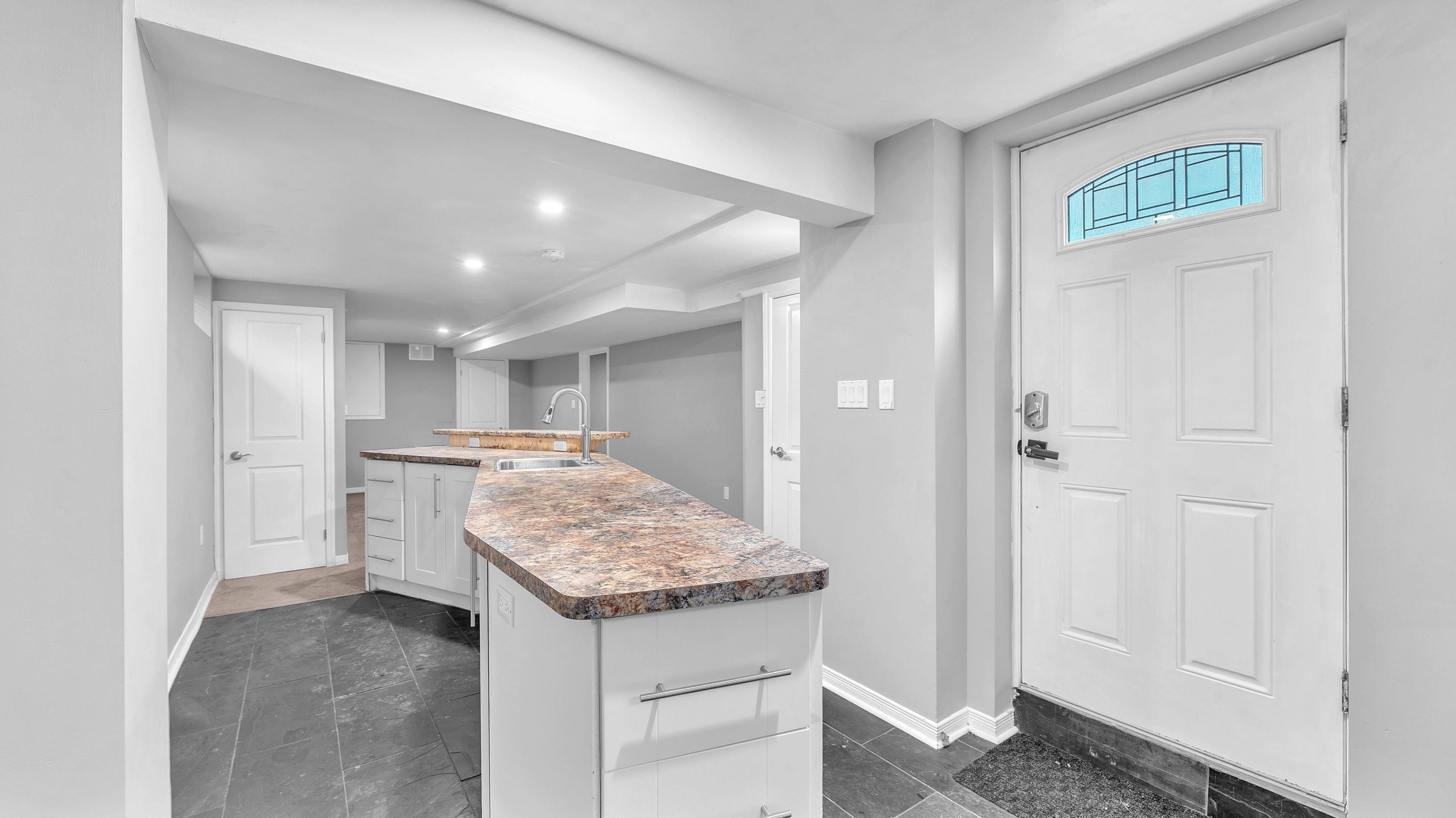 London South, ON N6C 1L7,66 Grand AVE #LOWER